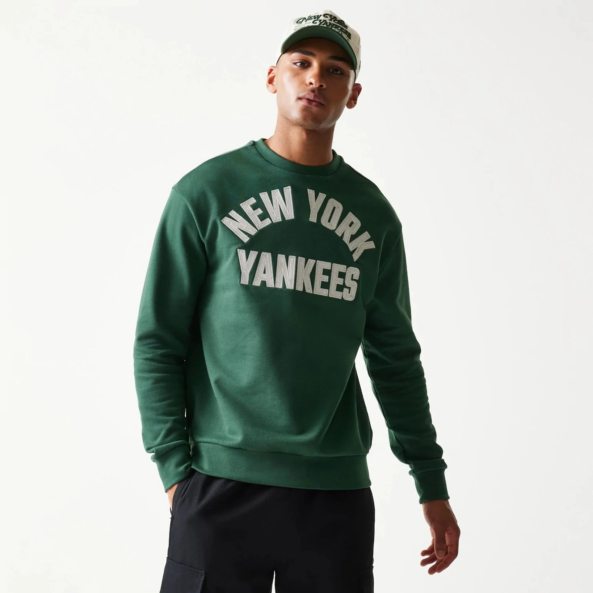 New York Yankees MLB Graphic Dark Green Oversized Crew Neck Sweater - Image 3