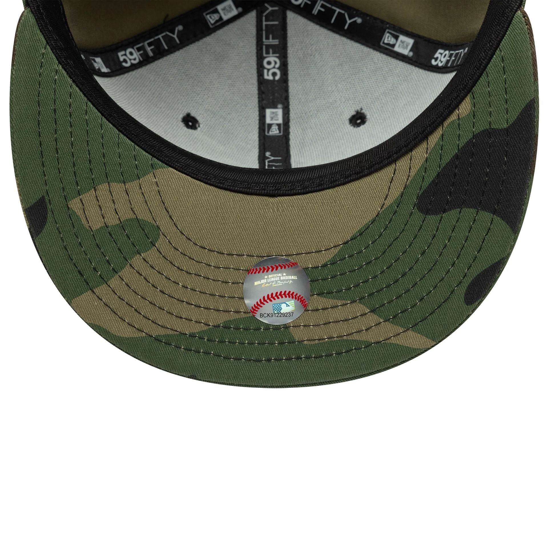 New York Yankees MLB Green Camo 59FIFTY Fitted Cap - Image 7