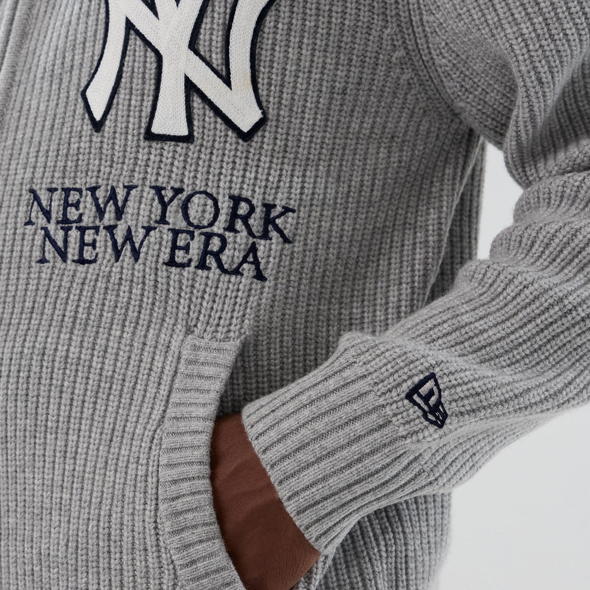 New York Yankees MLB Grey Cardigan - Image 4