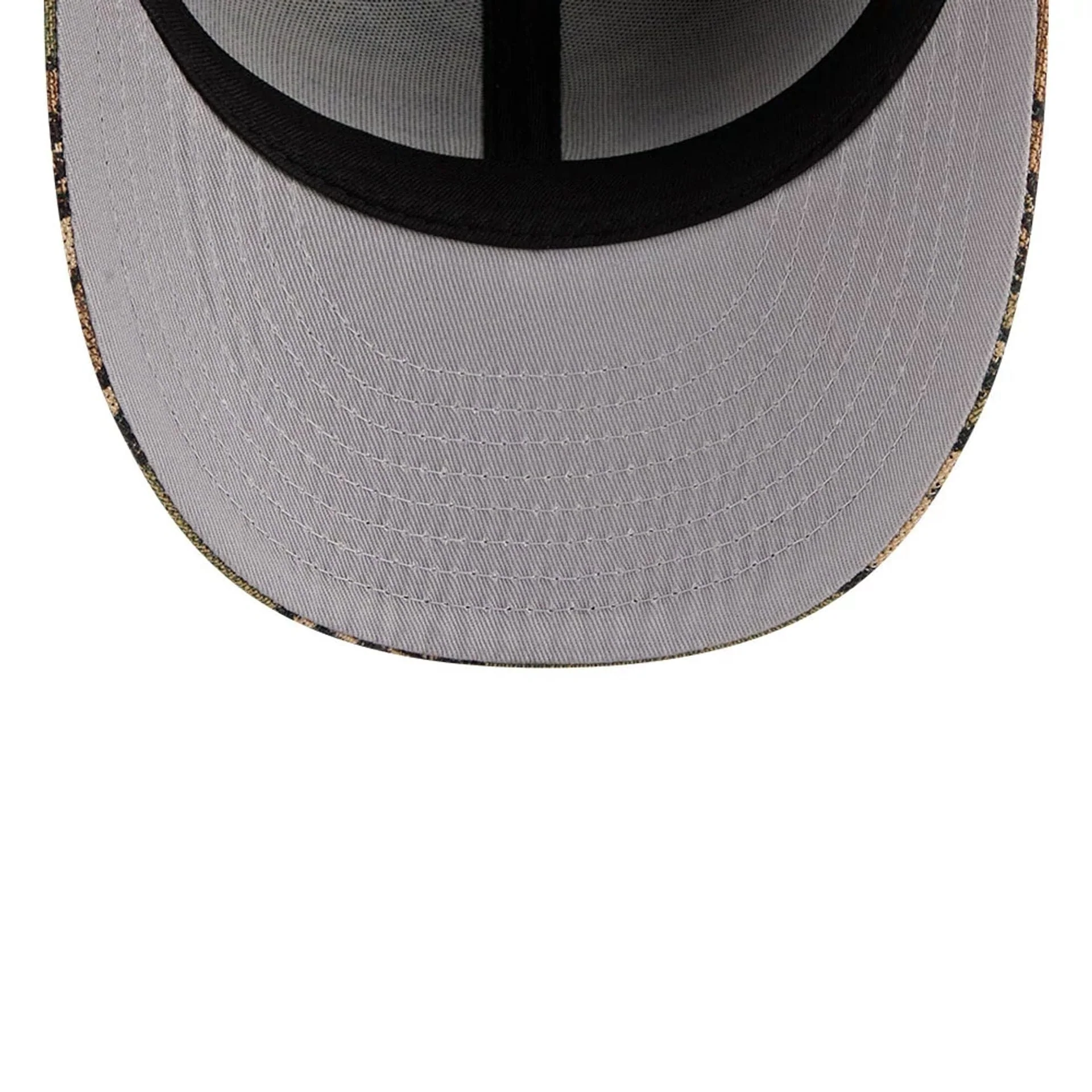 New York Yankees MLB Jacquard Camo 59FIFTY Fitted Cap - Image 2