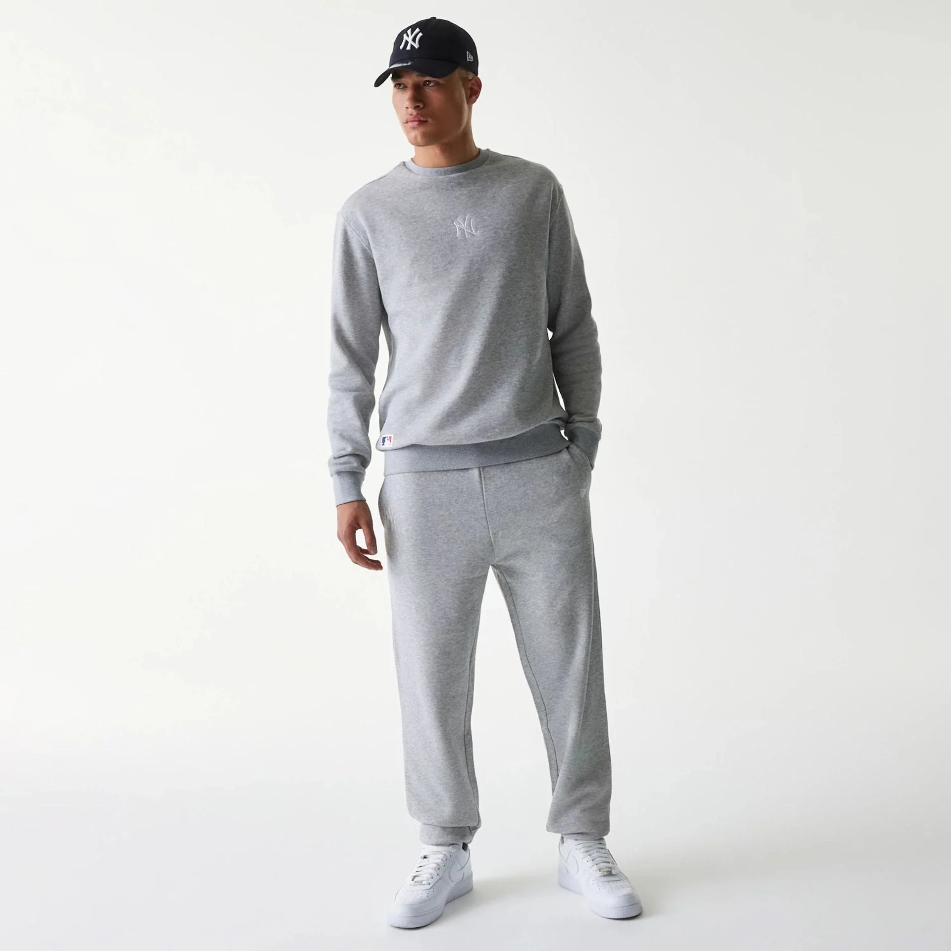 New York Yankees MLB League Essential Grey Joggers - Image 8