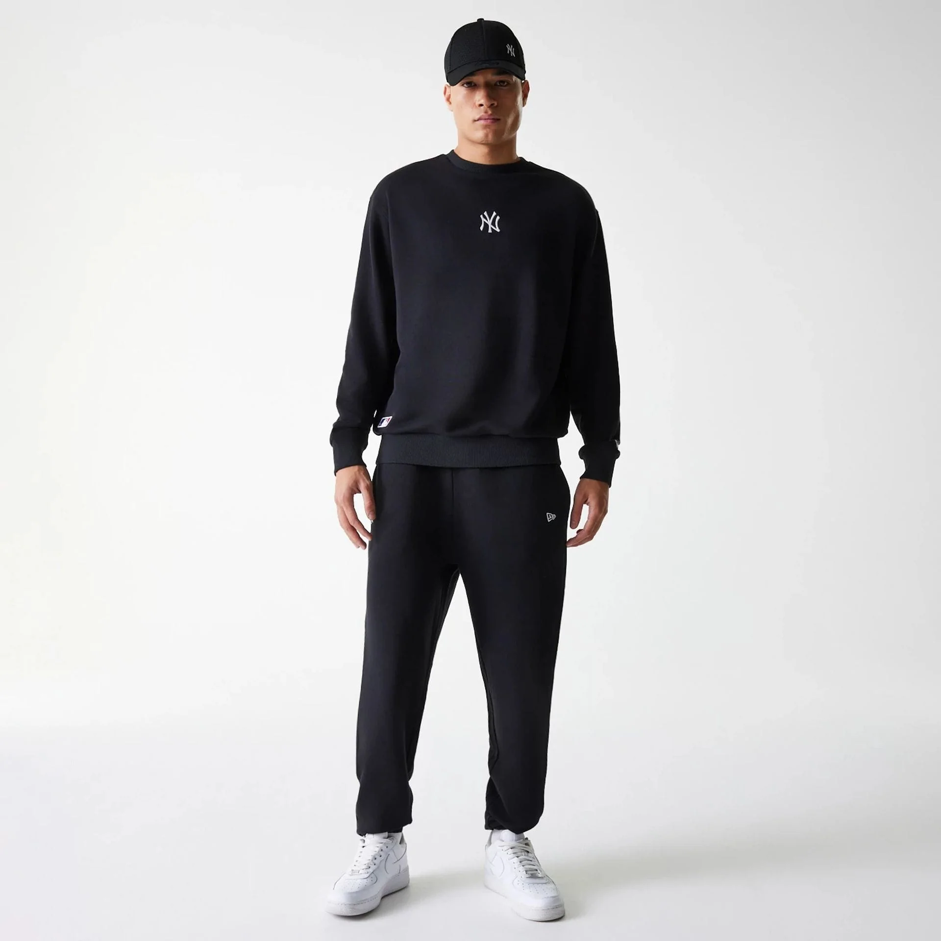 New York Yankees MLB League Essential Midi Black Oversized Crew Neck Sweater - Image 7