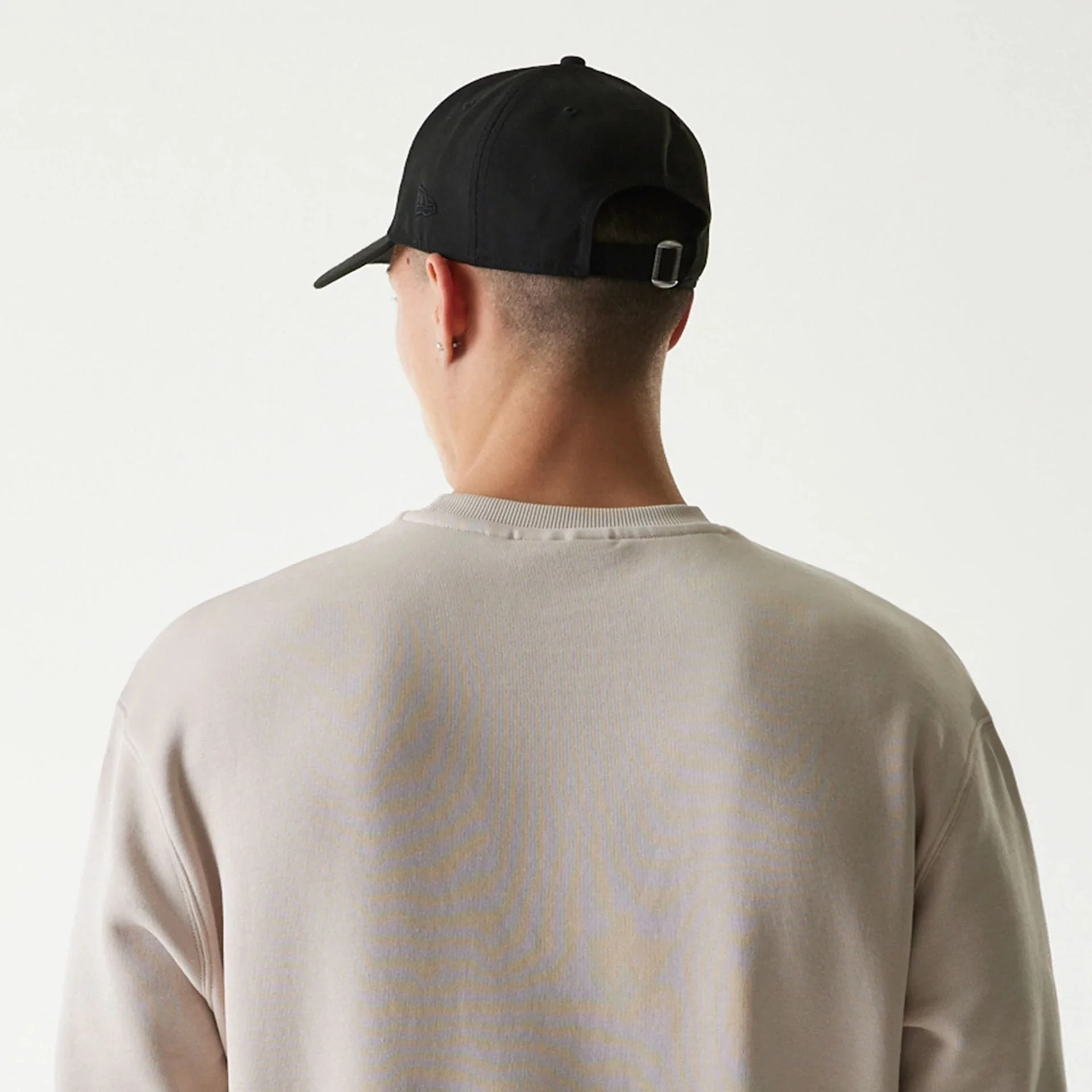 New York Yankees MLB League Essential Midi Cream Oversized Crew Neck Sweater - Image 7