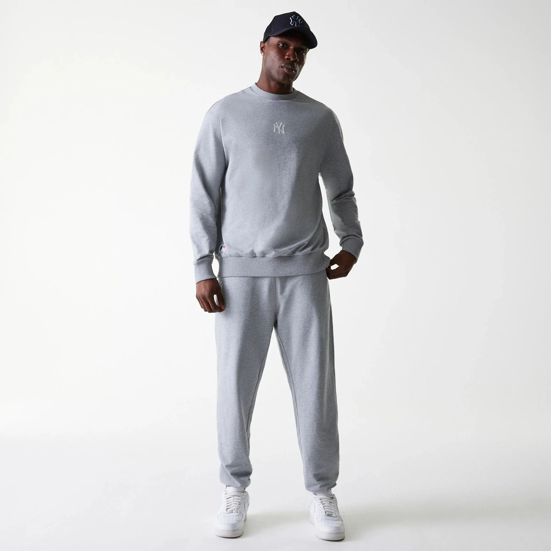 New York Yankees MLB League Essential Midi Grey Oversized Crew Neck Sweater - Image 7