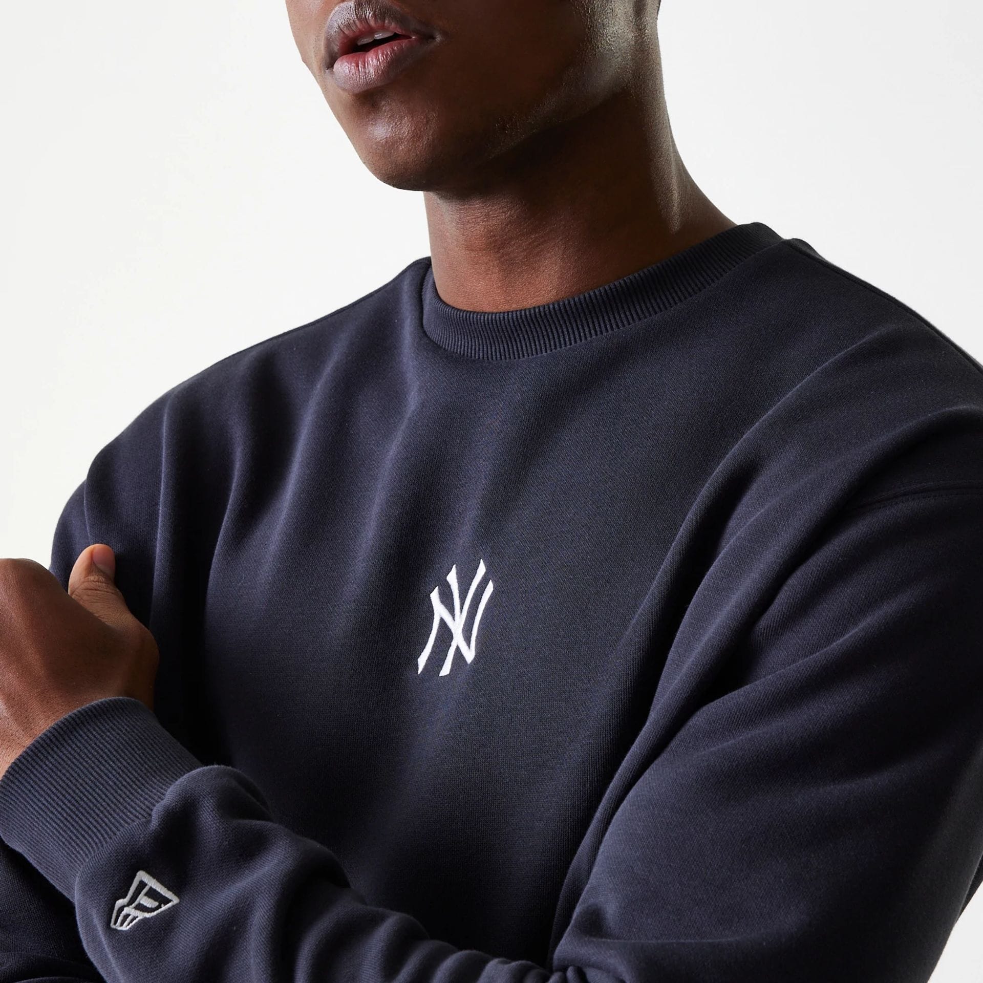 New York Yankees MLB League Essential Midi Navy Oversized Crew Neck Sweater - Image 4