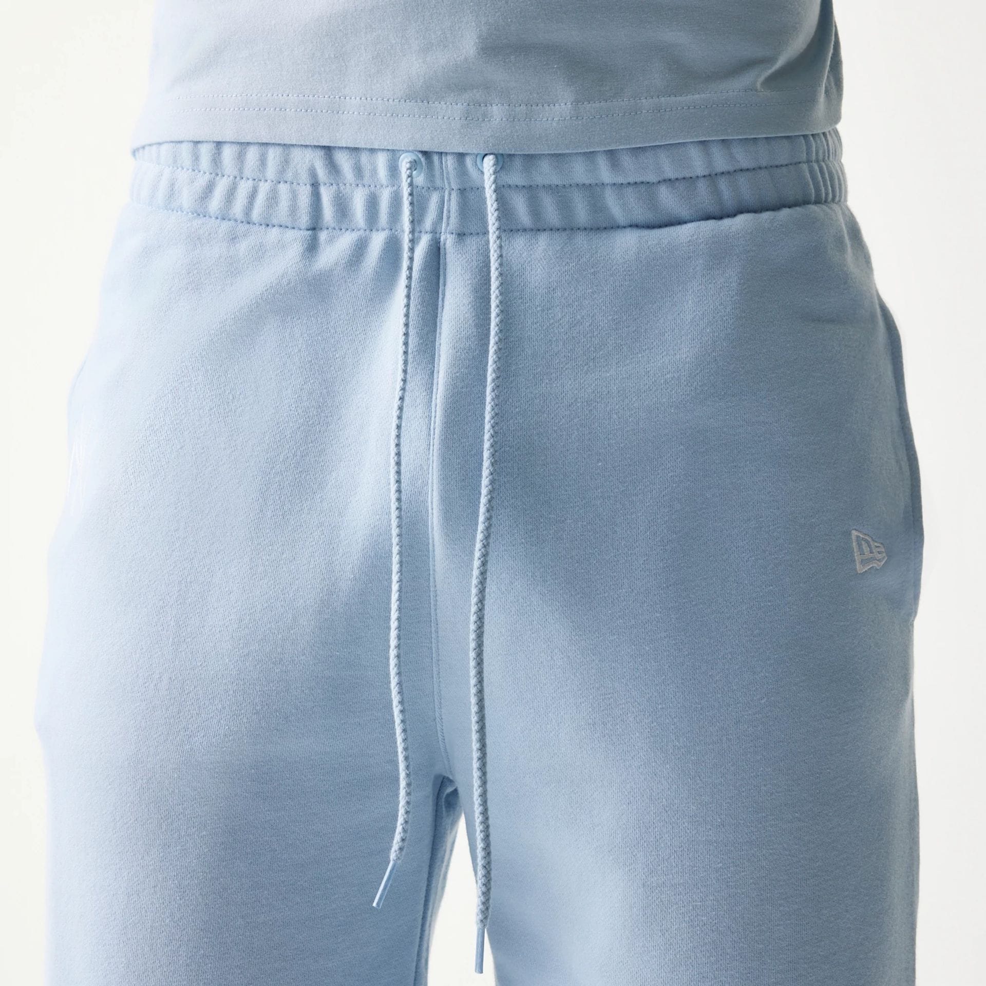 New York Yankees MLB League Essential Midi Pastel Blue Shorts - Image 6