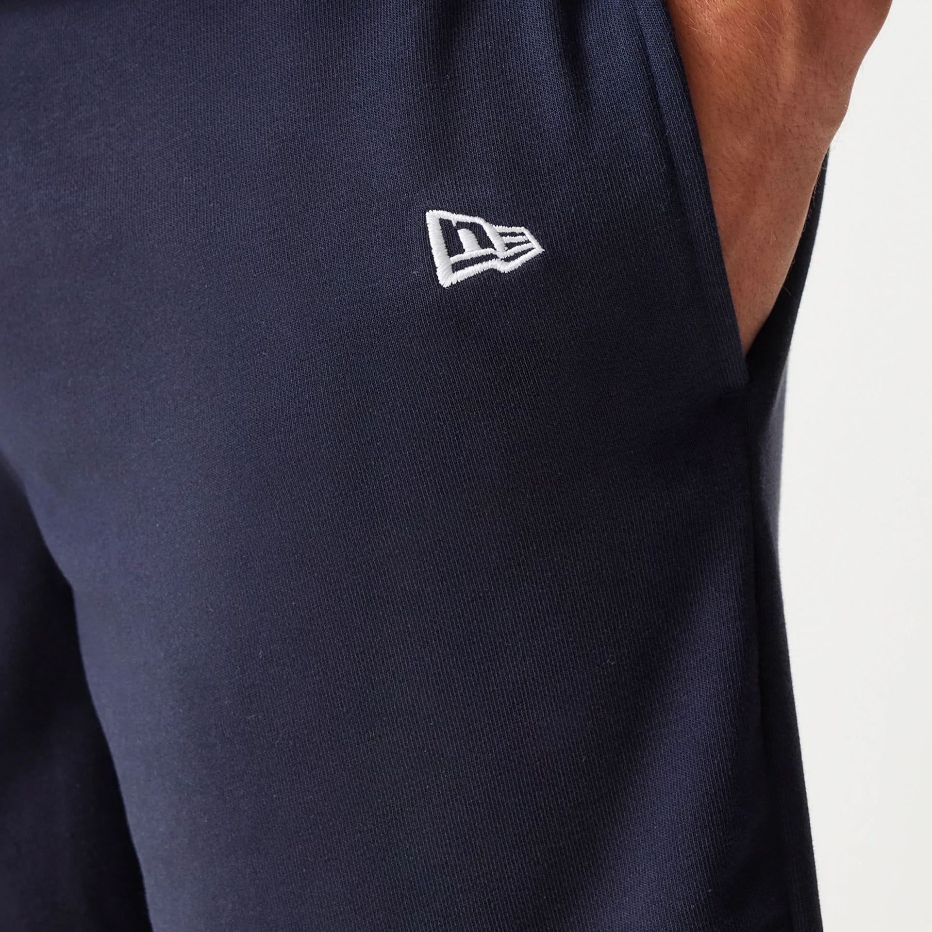 New York Yankees MLB League Essential Navy Shorts - Image 5