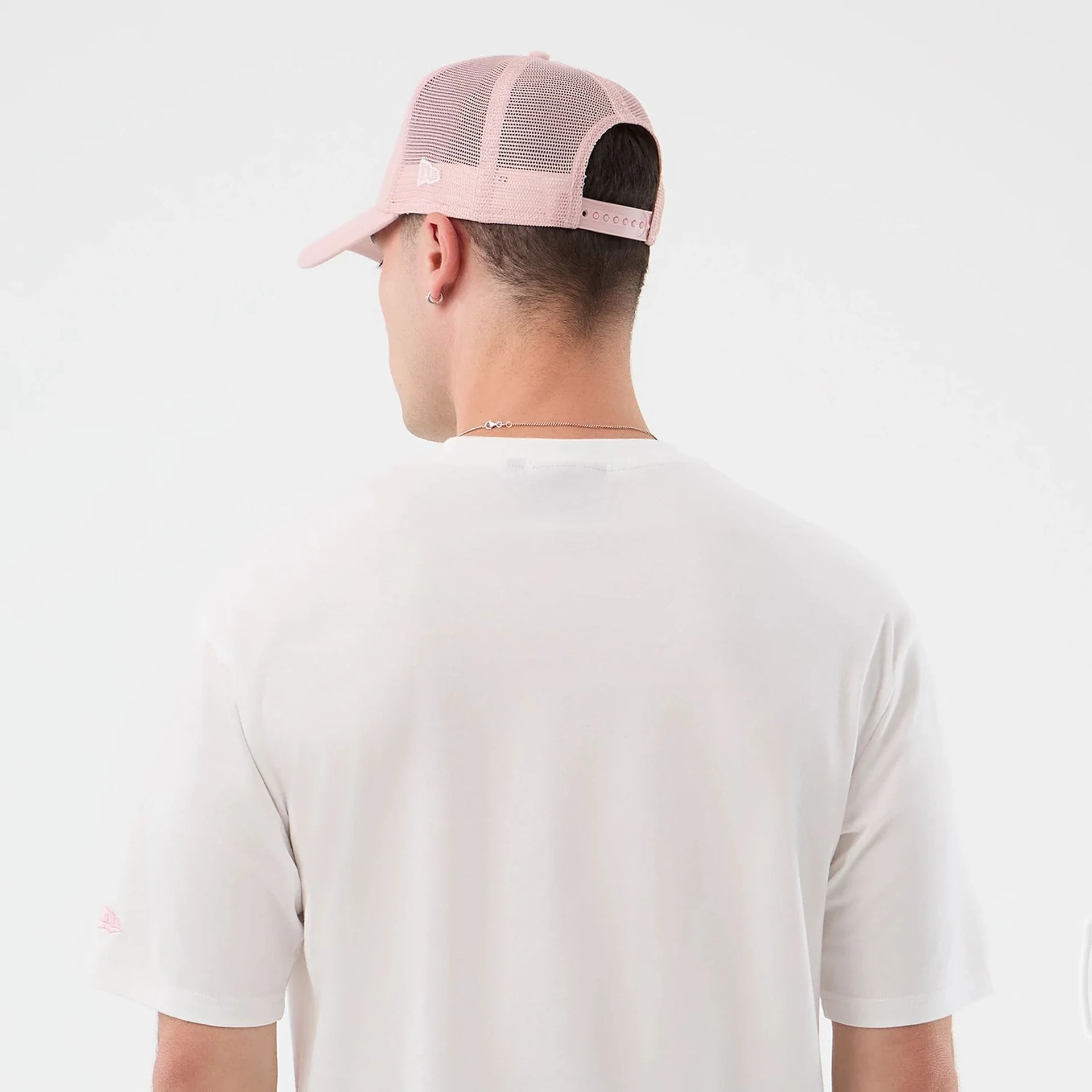 New York Yankees MLB League Essential White Oversized T-Shirt - Image 8