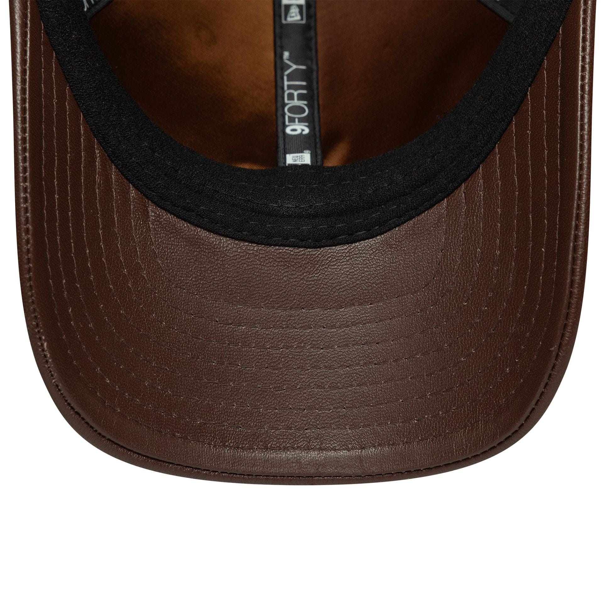New York Yankees MLB Leather Dark Brown 9FORTY M-Crown Adjustable Cap - Image 5