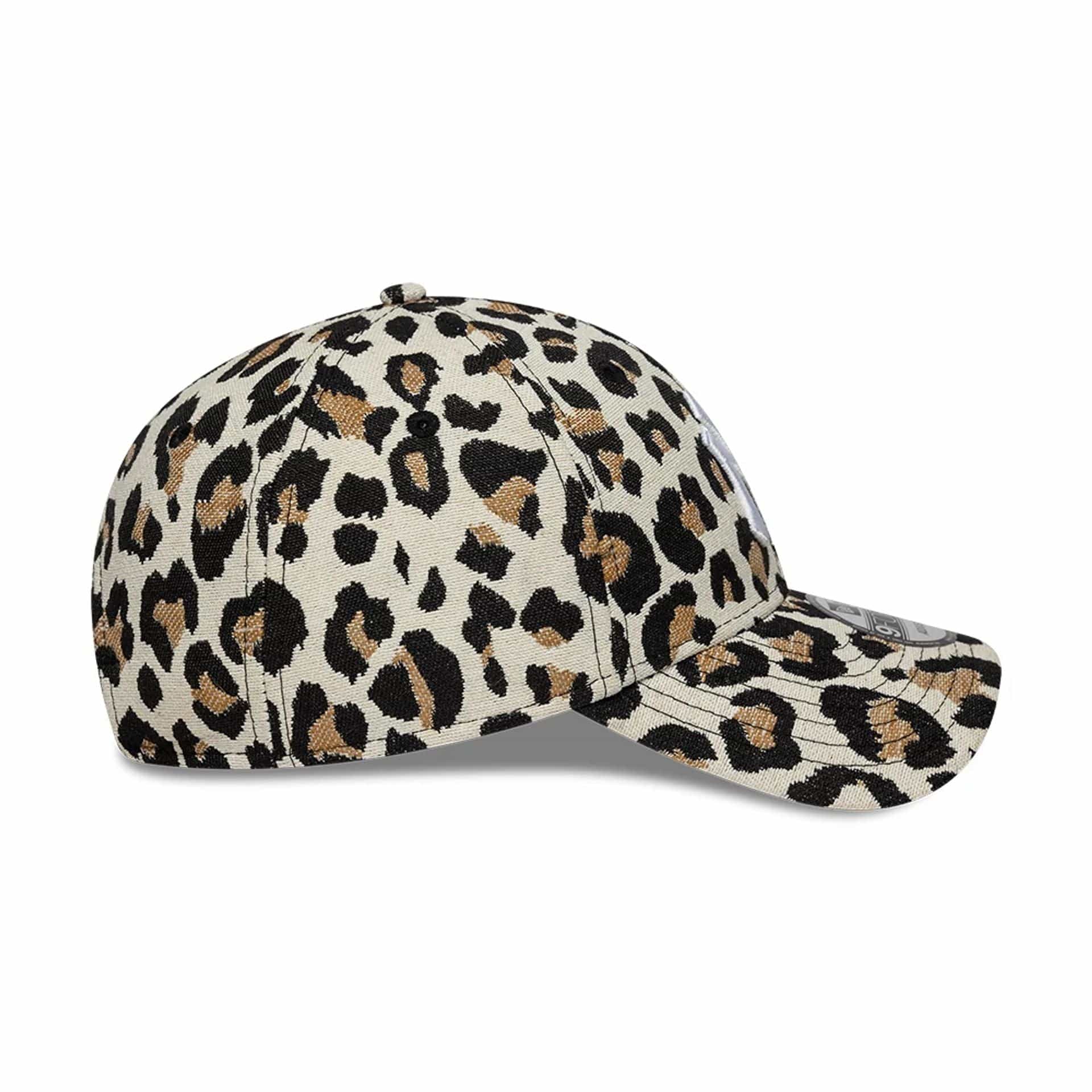 New York Yankees MLB Leopard Black 9FORTY Adjustable Cap - Image 6