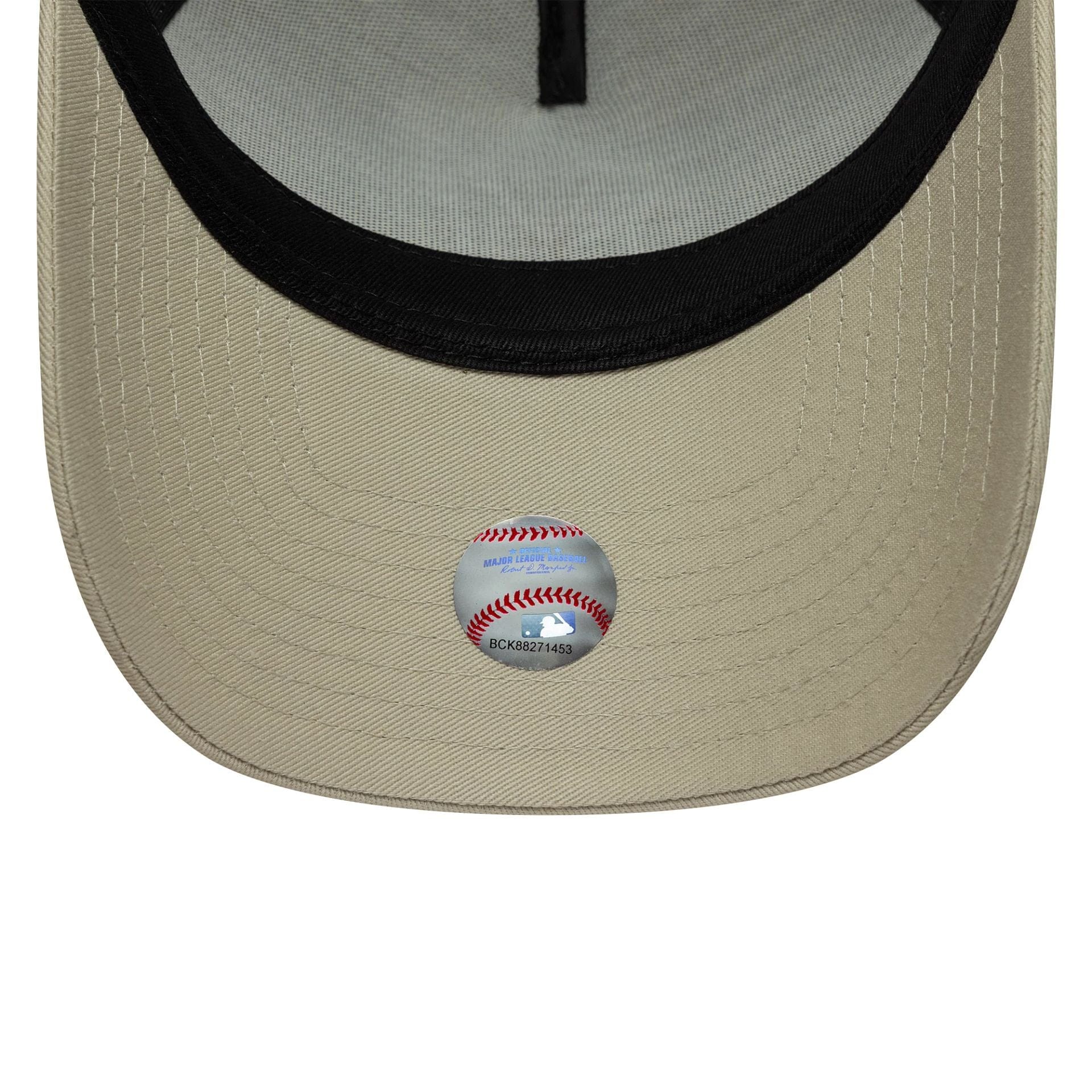New York Yankees MLB Light Beige 9FORTY A-Frame Trucker Cap - Image 5