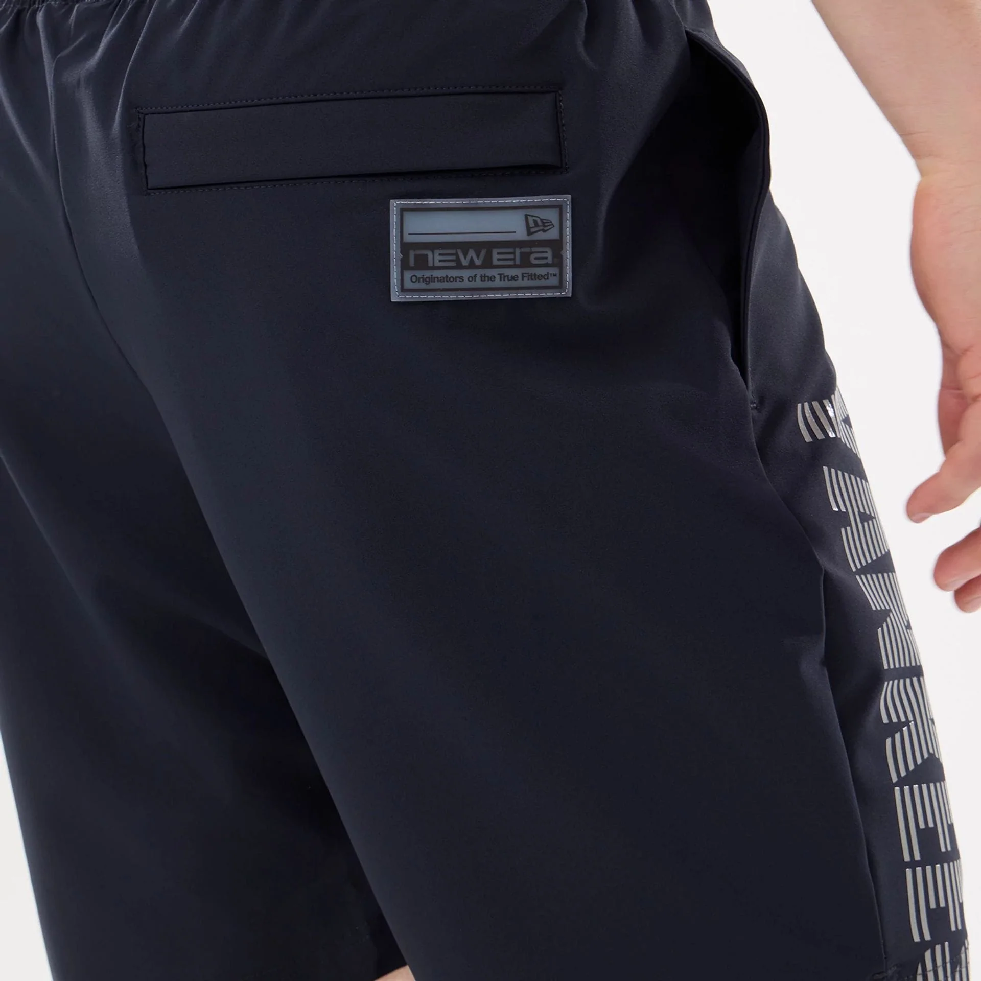 New York Yankees MLB Match Navy Oversized Shorts - Image 5