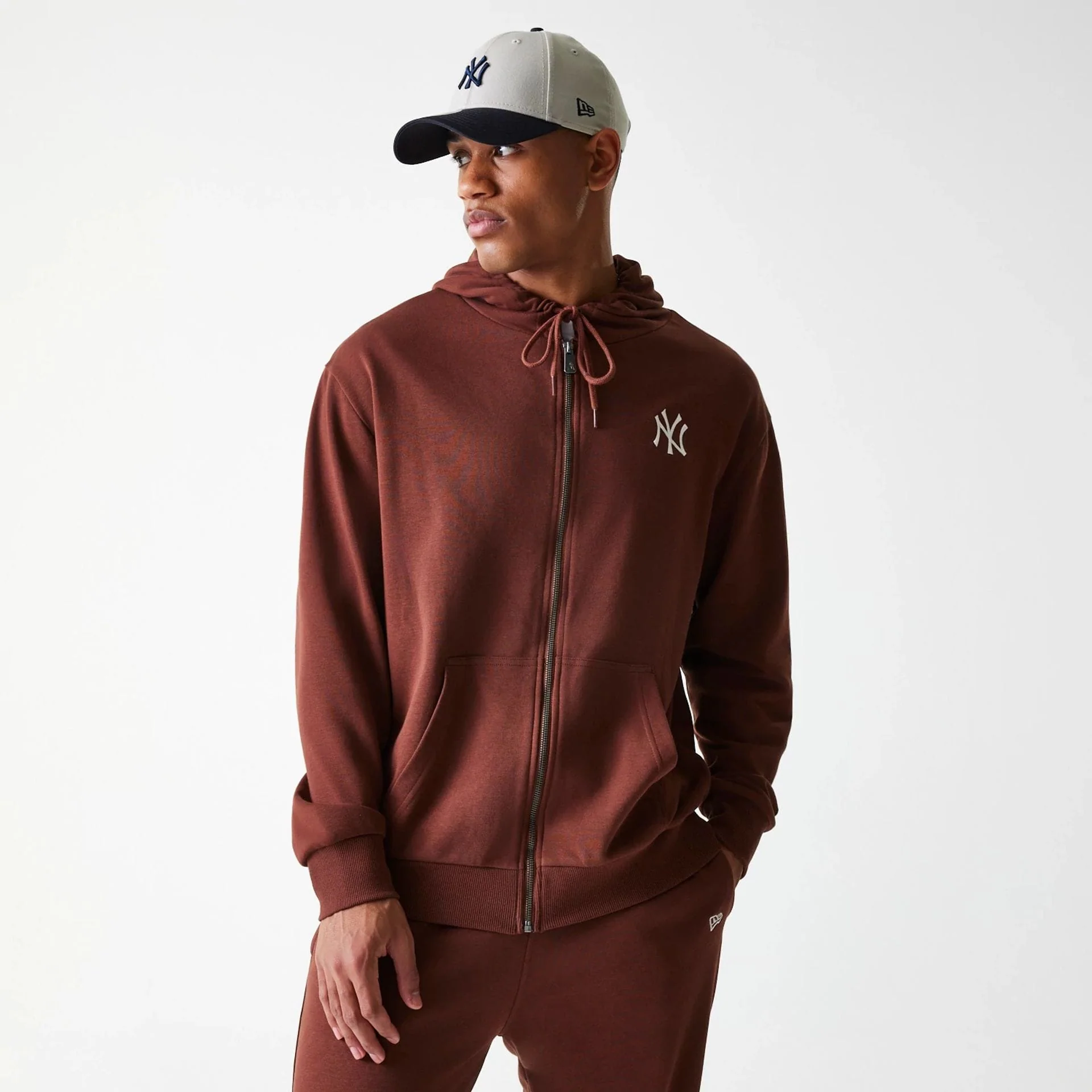 New York Yankees MLB Midi League Essential Brown Oversized Full Zip Hoodie - Image 2