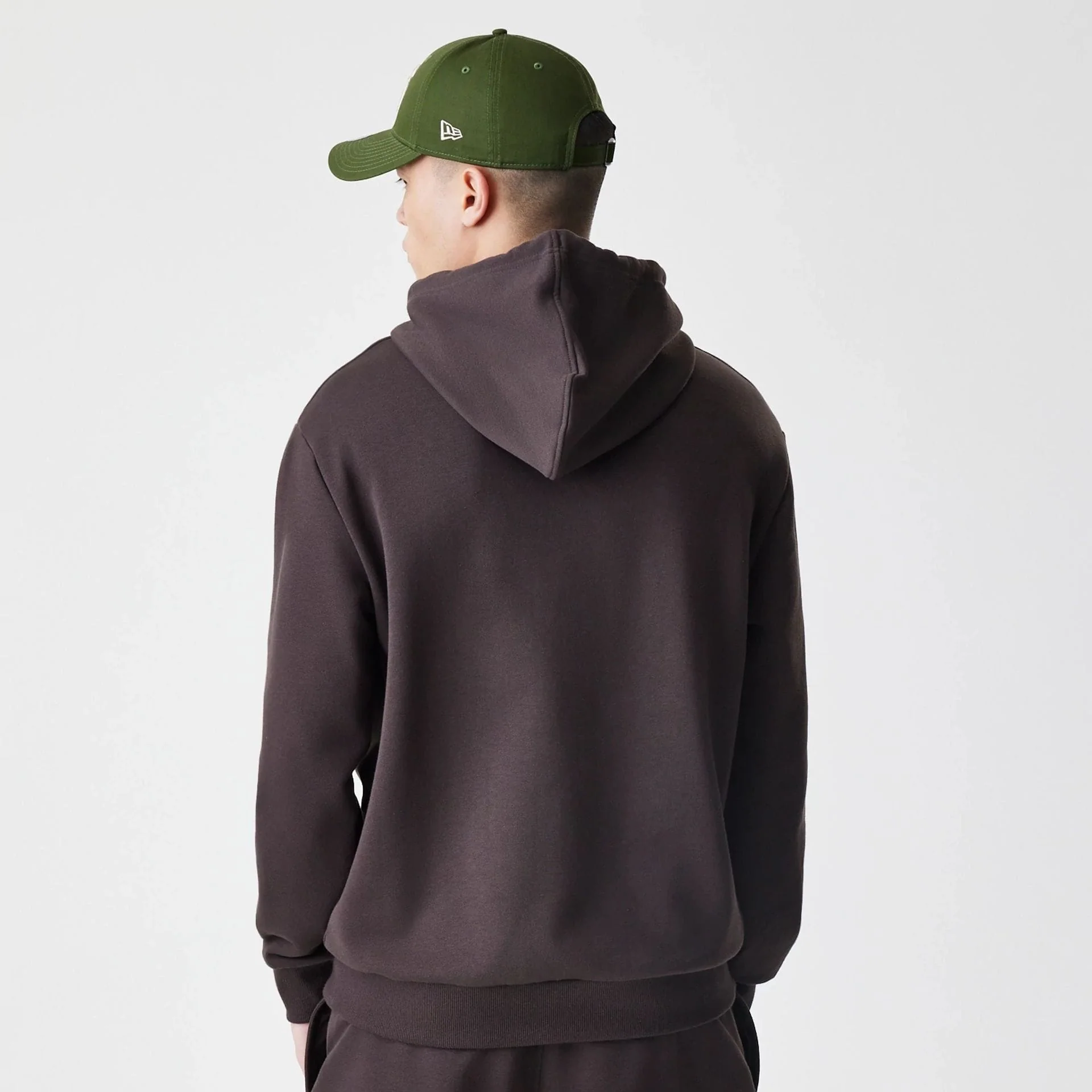 New York Yankees MLB Midi League Essential Dark Brown Oversized Pullover Hoodie - Image 2