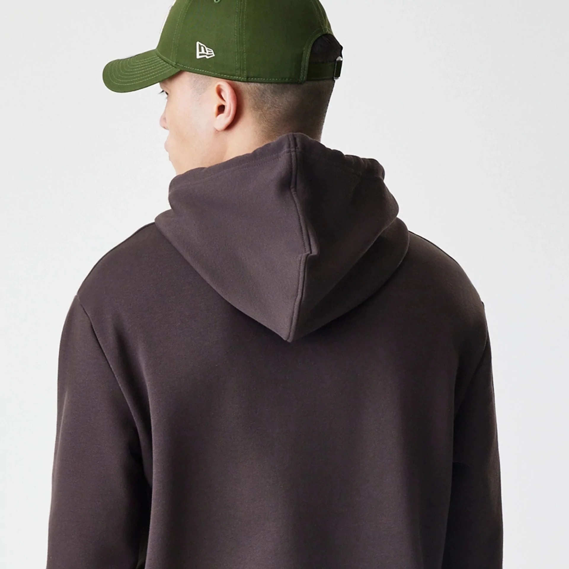 New York Yankees MLB Midi League Essential Dark Brown Oversized Pullover Hoodie - Image 4