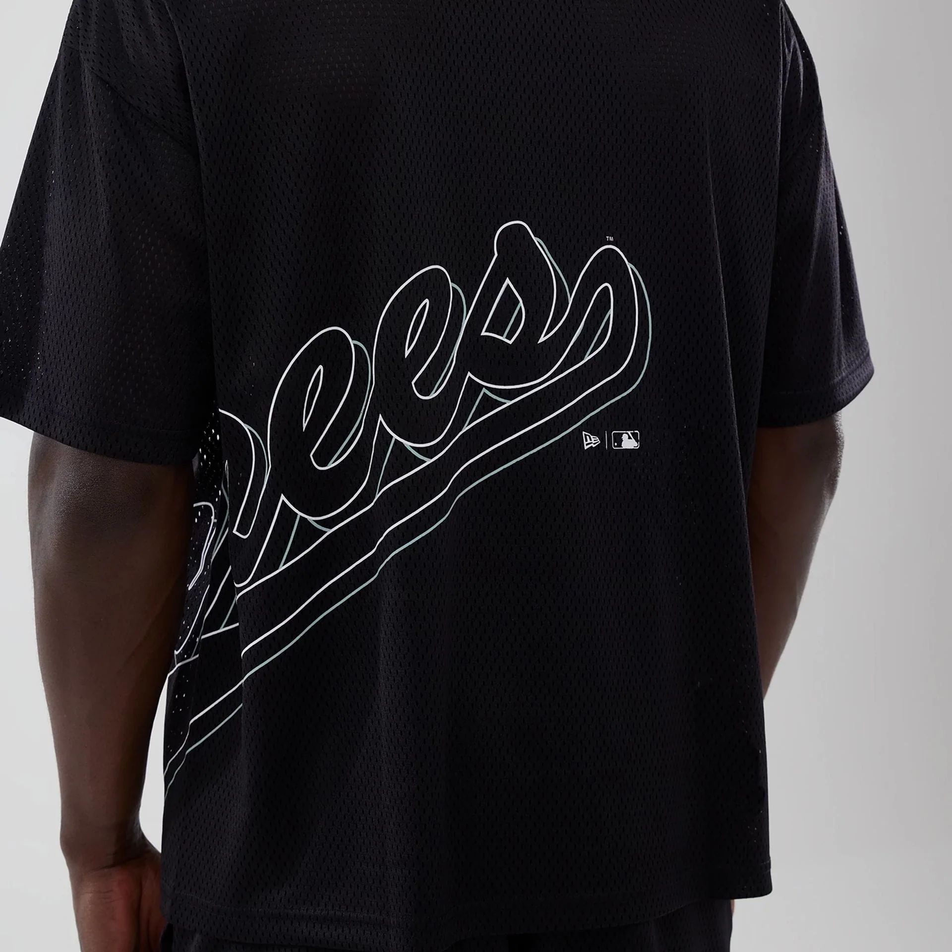 New York Yankees MLB Mix League Black Oversized Mesh T-Shirt - Image 4