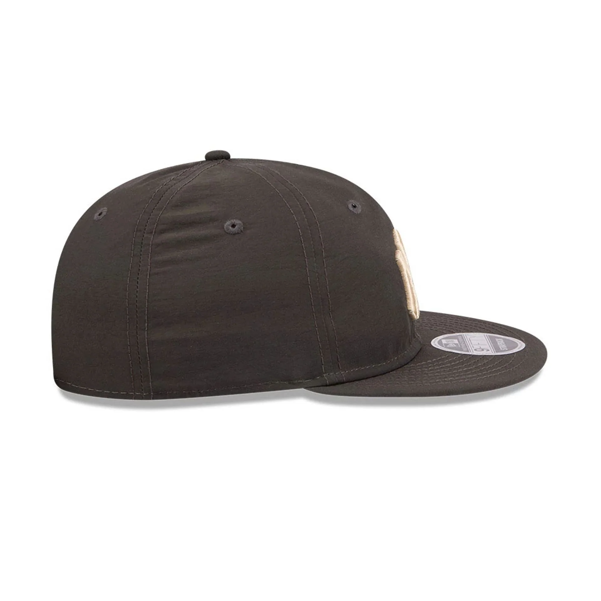 New York Yankees MLB Nylon Black Retro Crown 9FIFTY Adjustable Cap - Image 6