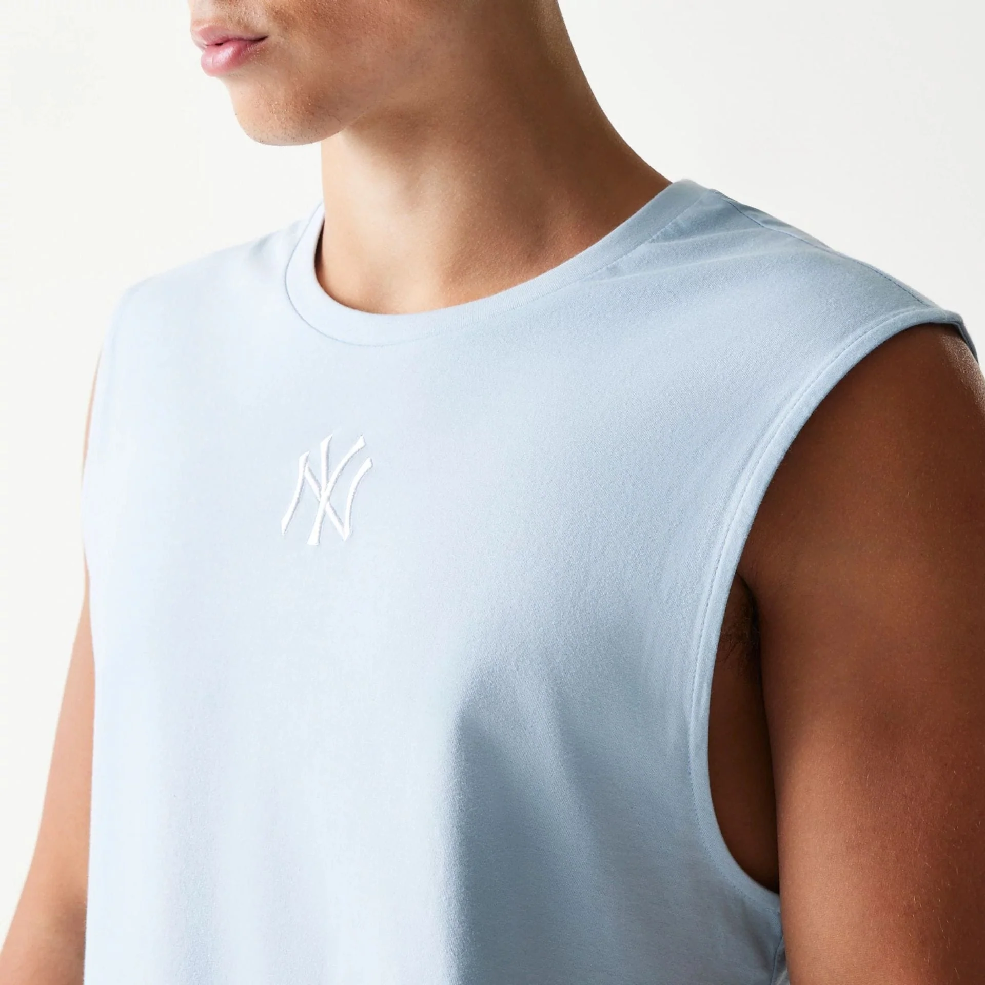 New York Yankees MLB Pastel Blue Sleeveless T-Shirt - Image 3