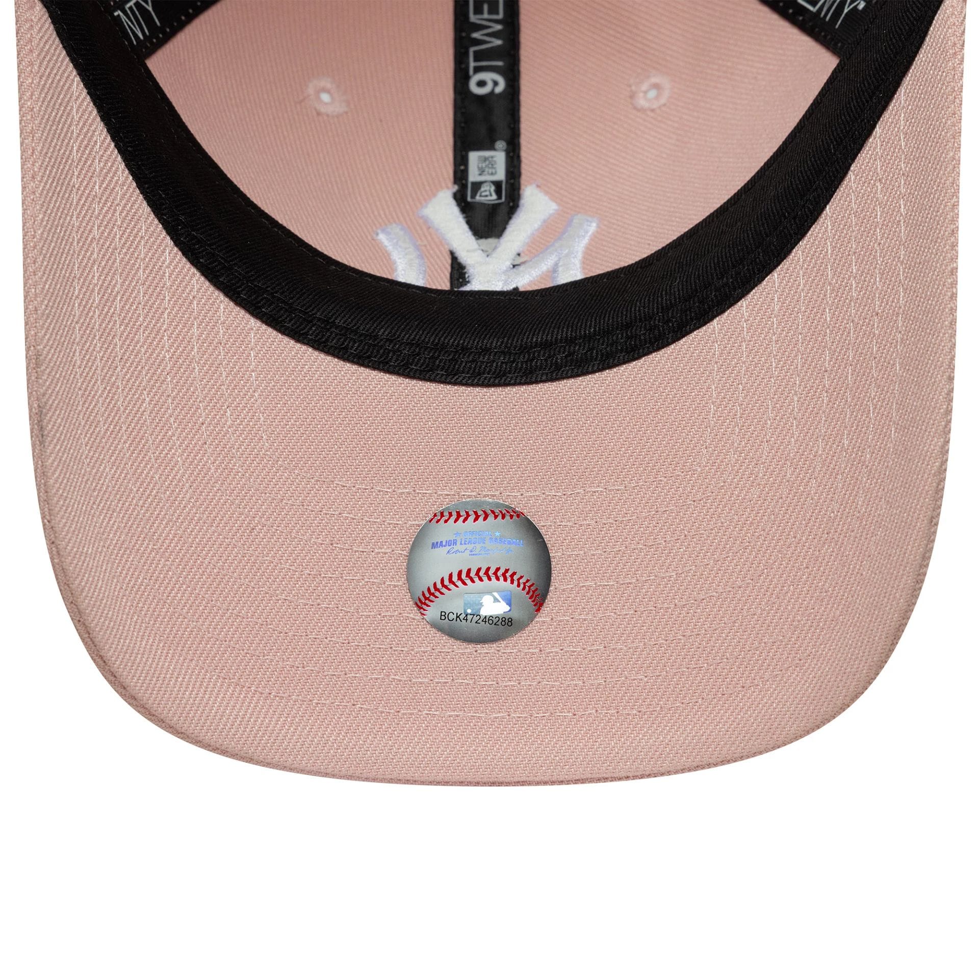 New York Yankees MLB Pink 9TWENTY Adjustable Cap - Image 7