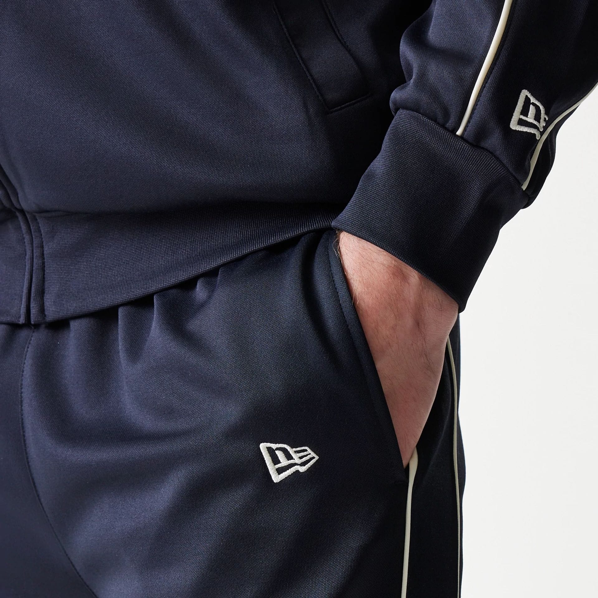New York Yankees MLB Piping Navy Straight Leg Joggers - Image 5