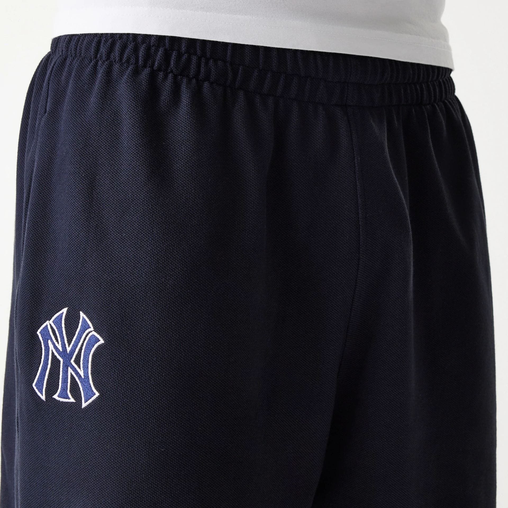 New York Yankees MLB Pique Navy Shorts - Image 4