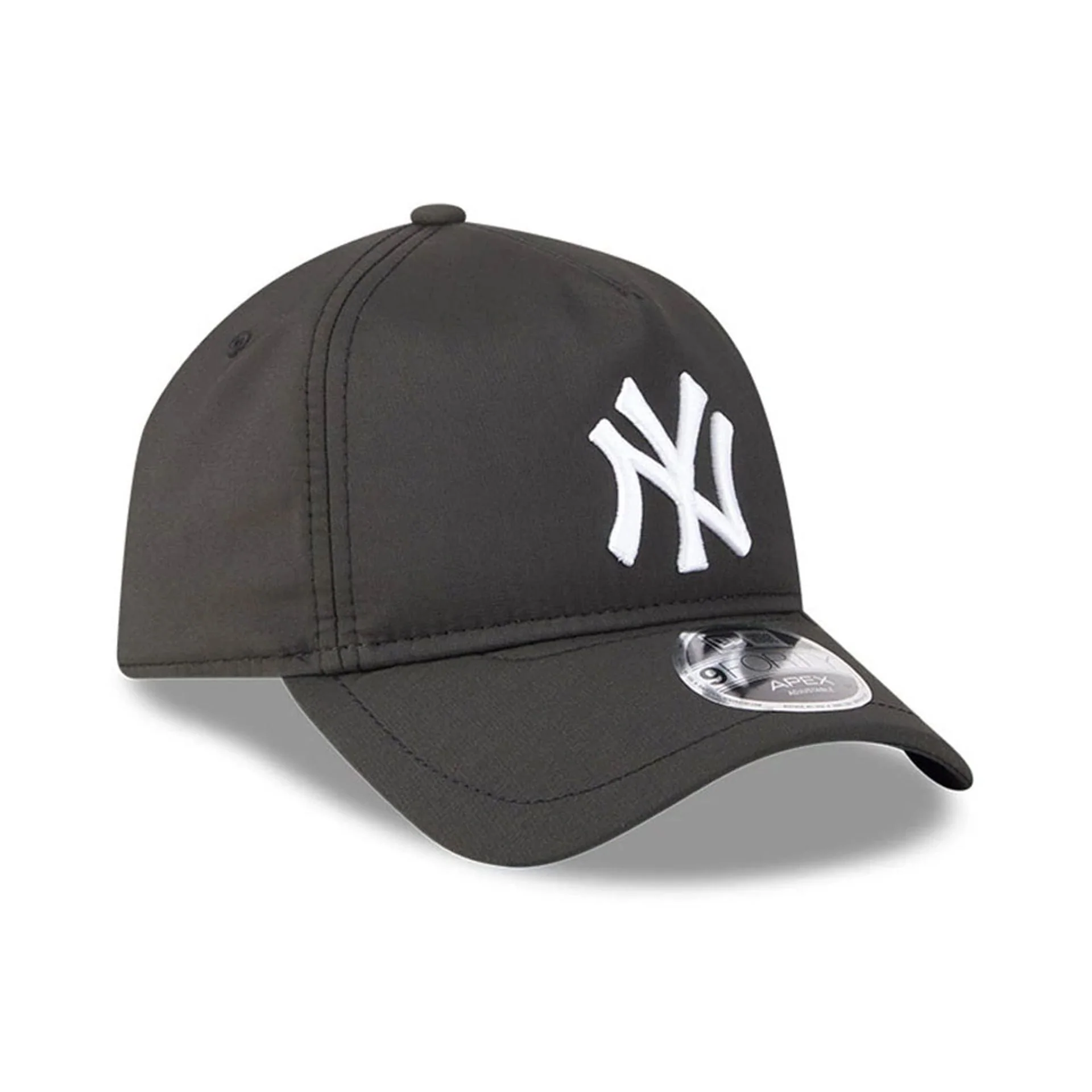 New York Yankees MLB Quickstrike Black 9FORTY Apex Adjustable Cap - Image 3