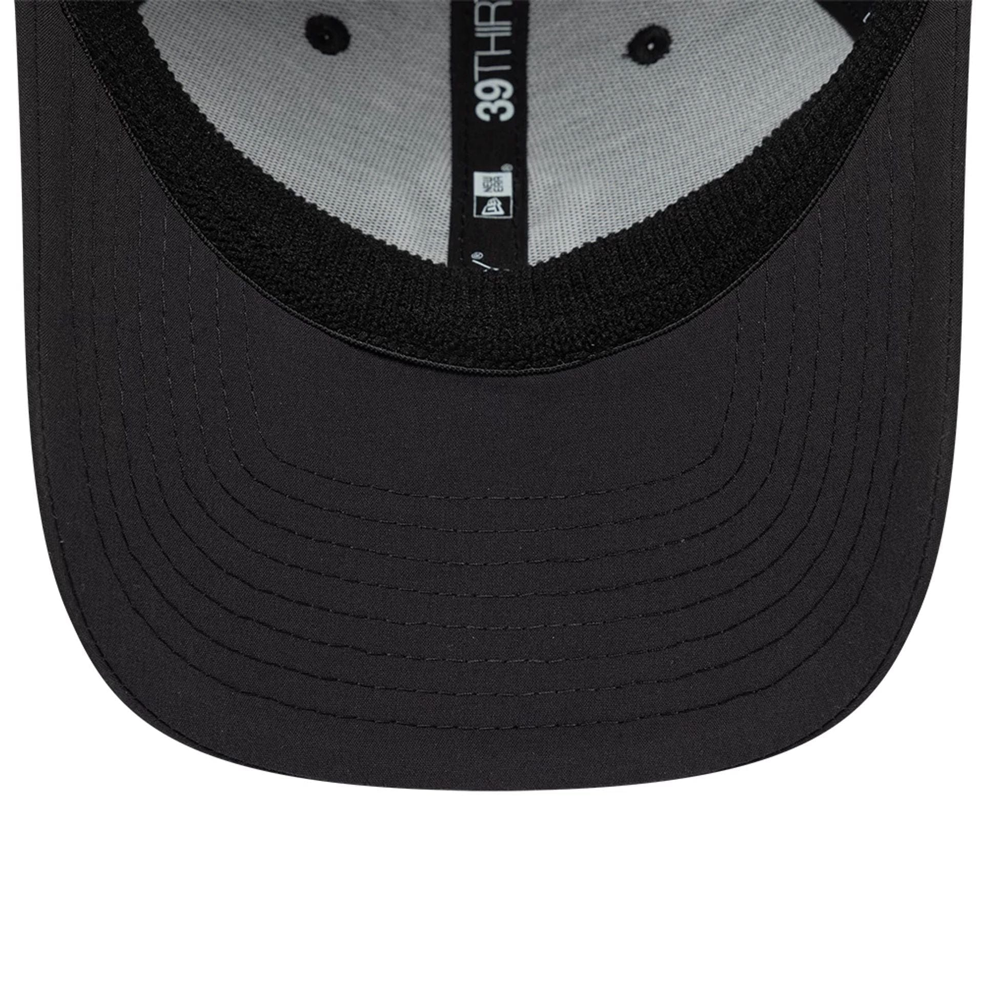 New York Yankees MLB Recycled Black 39THIRTY Stretch Fit Cap - Image 7