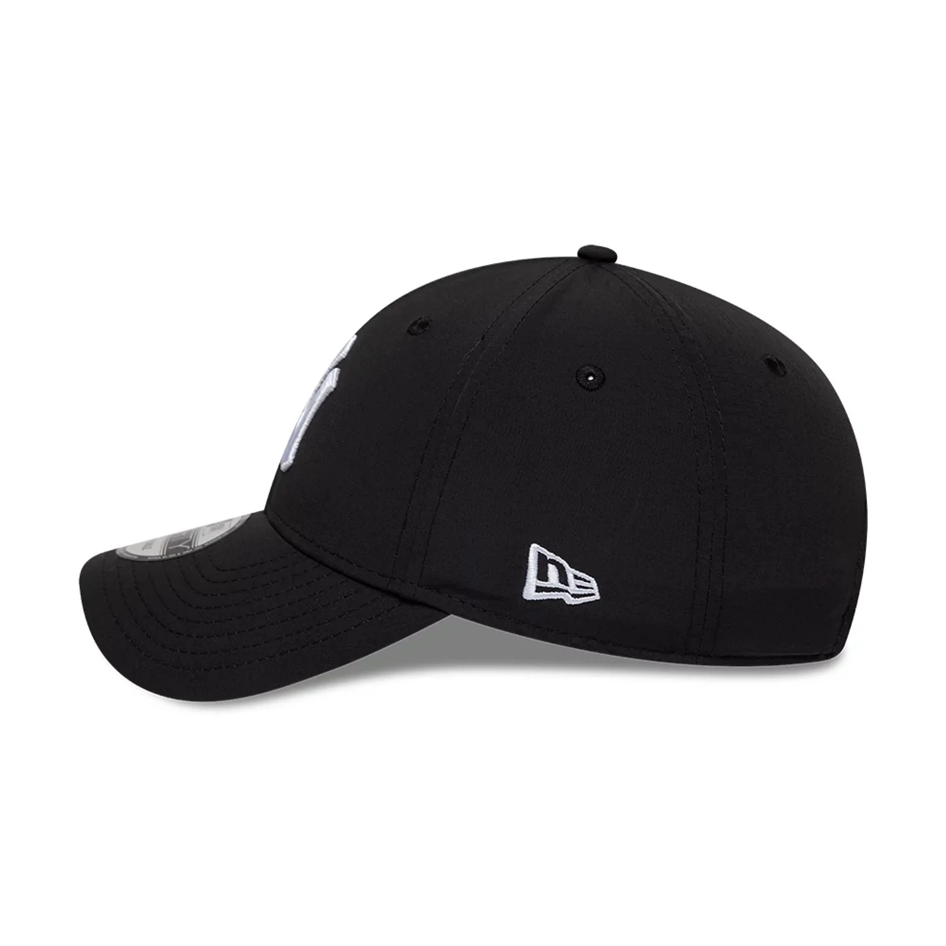 New York Yankees MLB Recycled Black 9FORTY Adjustable Cap - Image 4