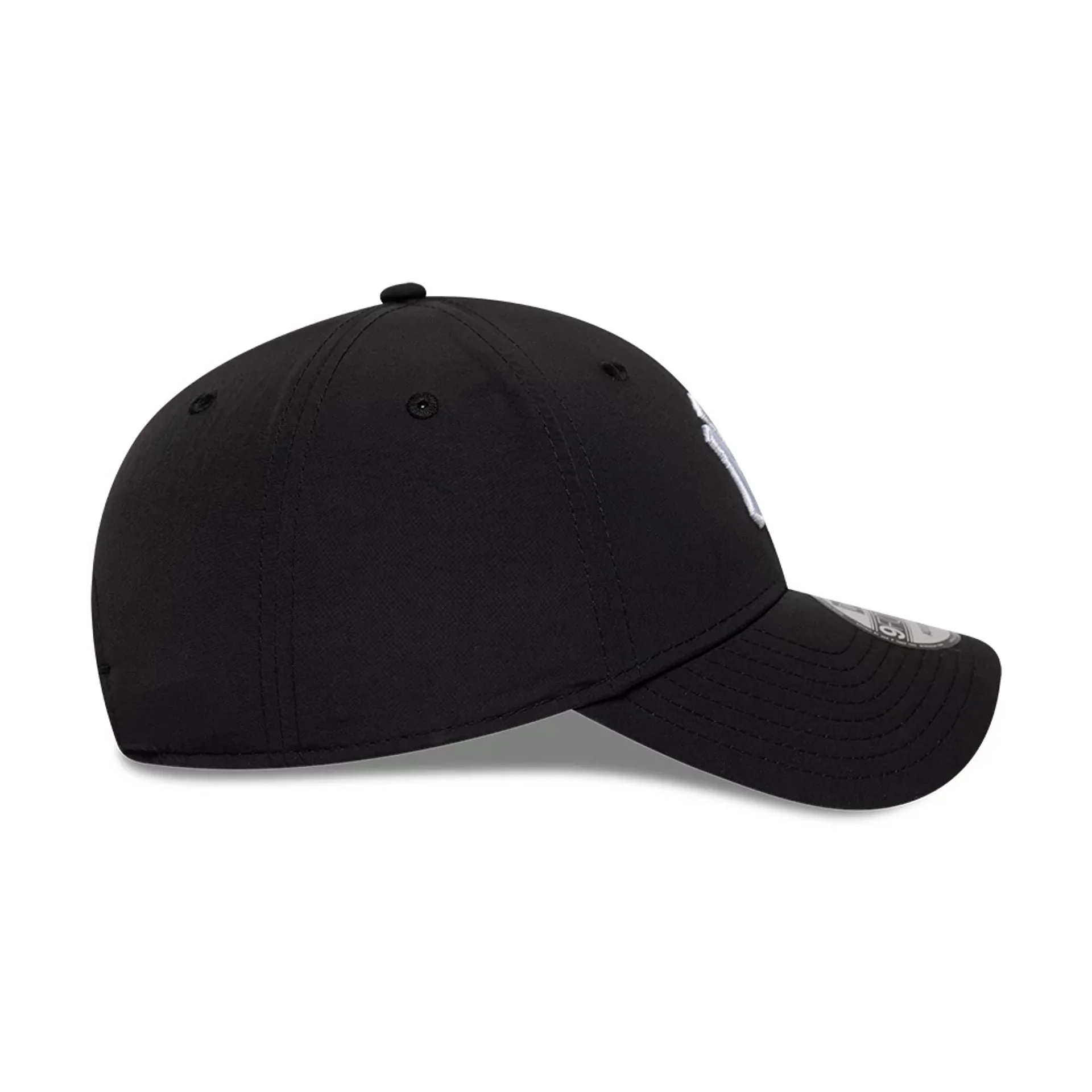 New York Yankees MLB Recycled Black 9FORTY Adjustable Cap - Image 5