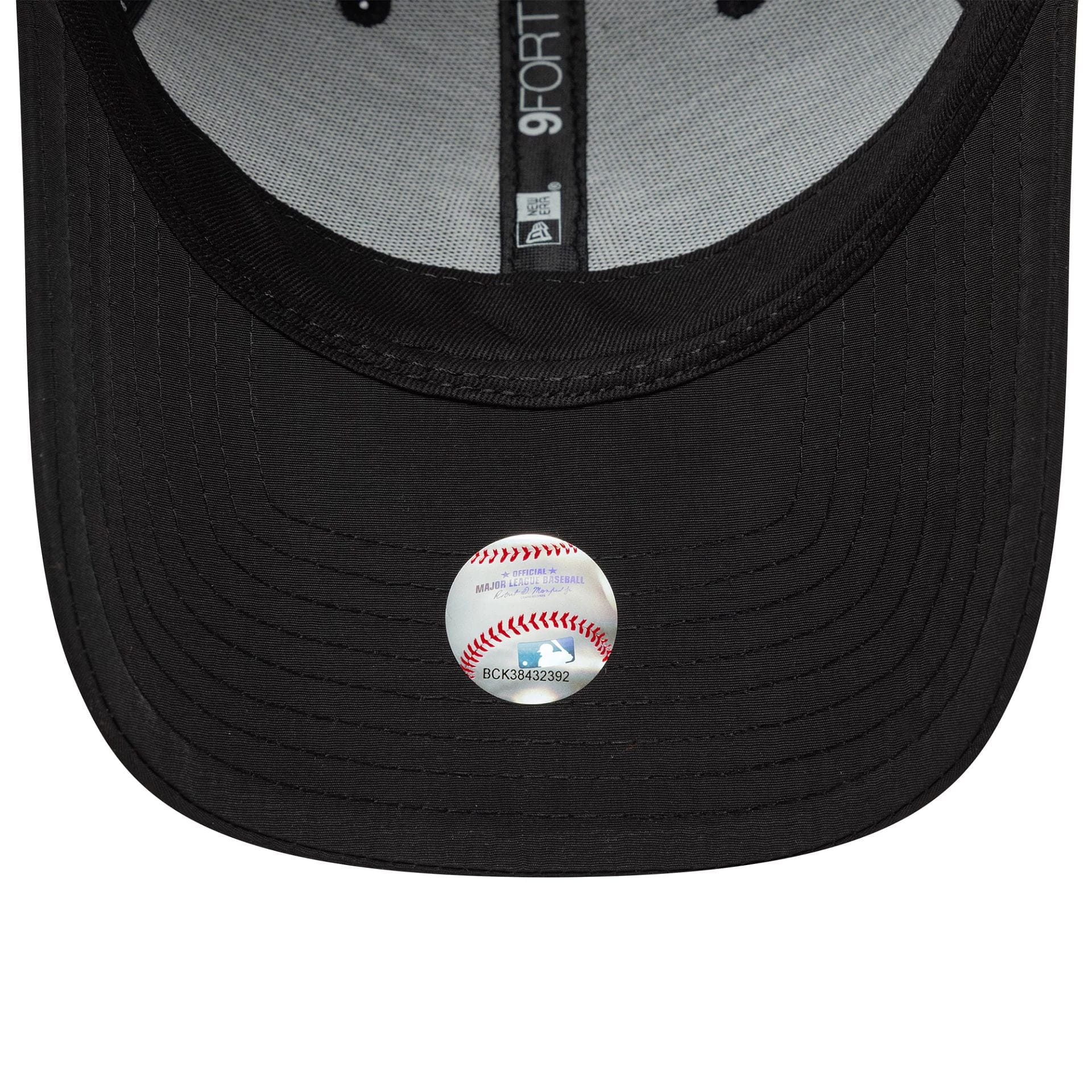 New York Yankees MLB Recycled Midi Black 9FORTY Cap - Image 5
