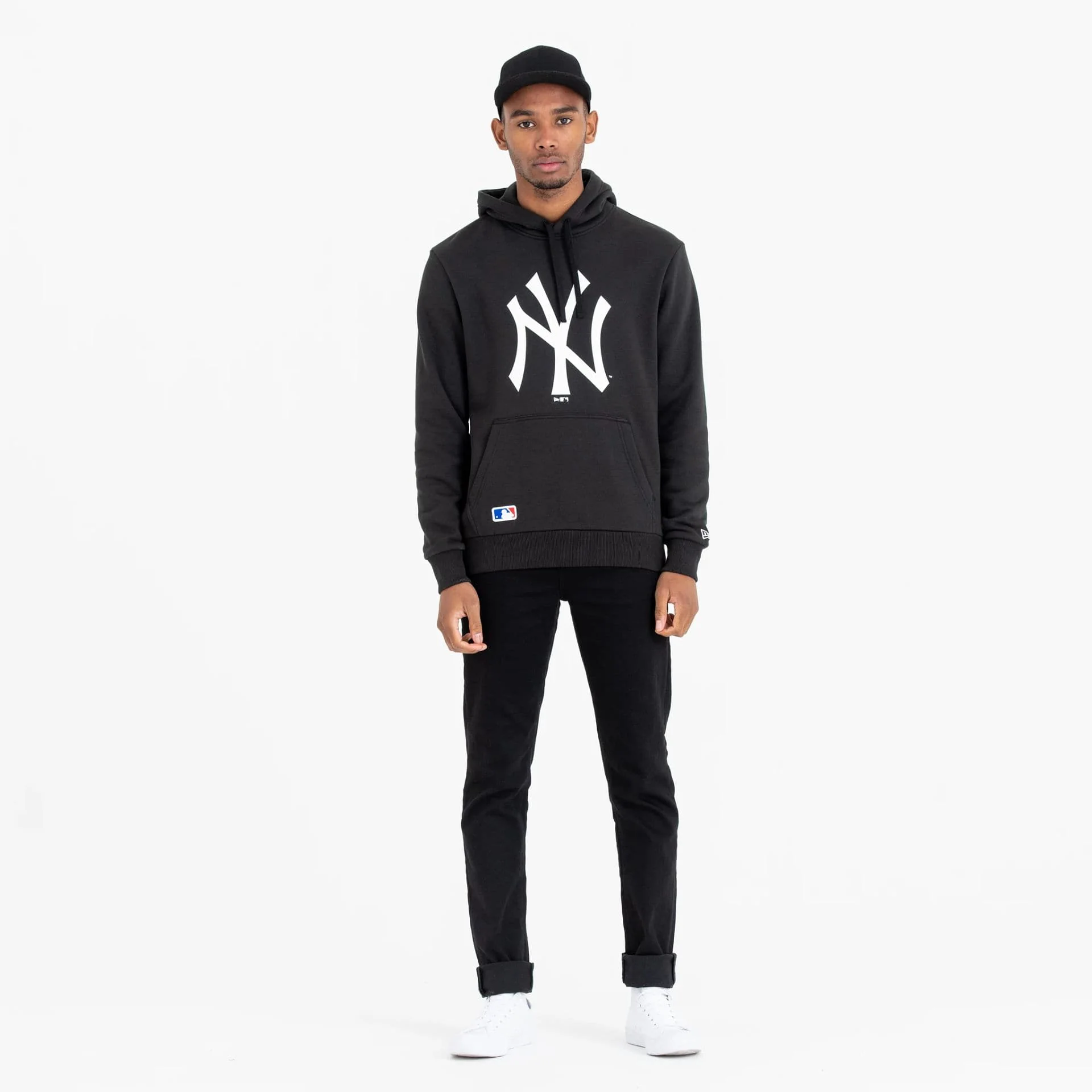 New York Yankees MLB Regular Black Pullover Hoodie - Image 3