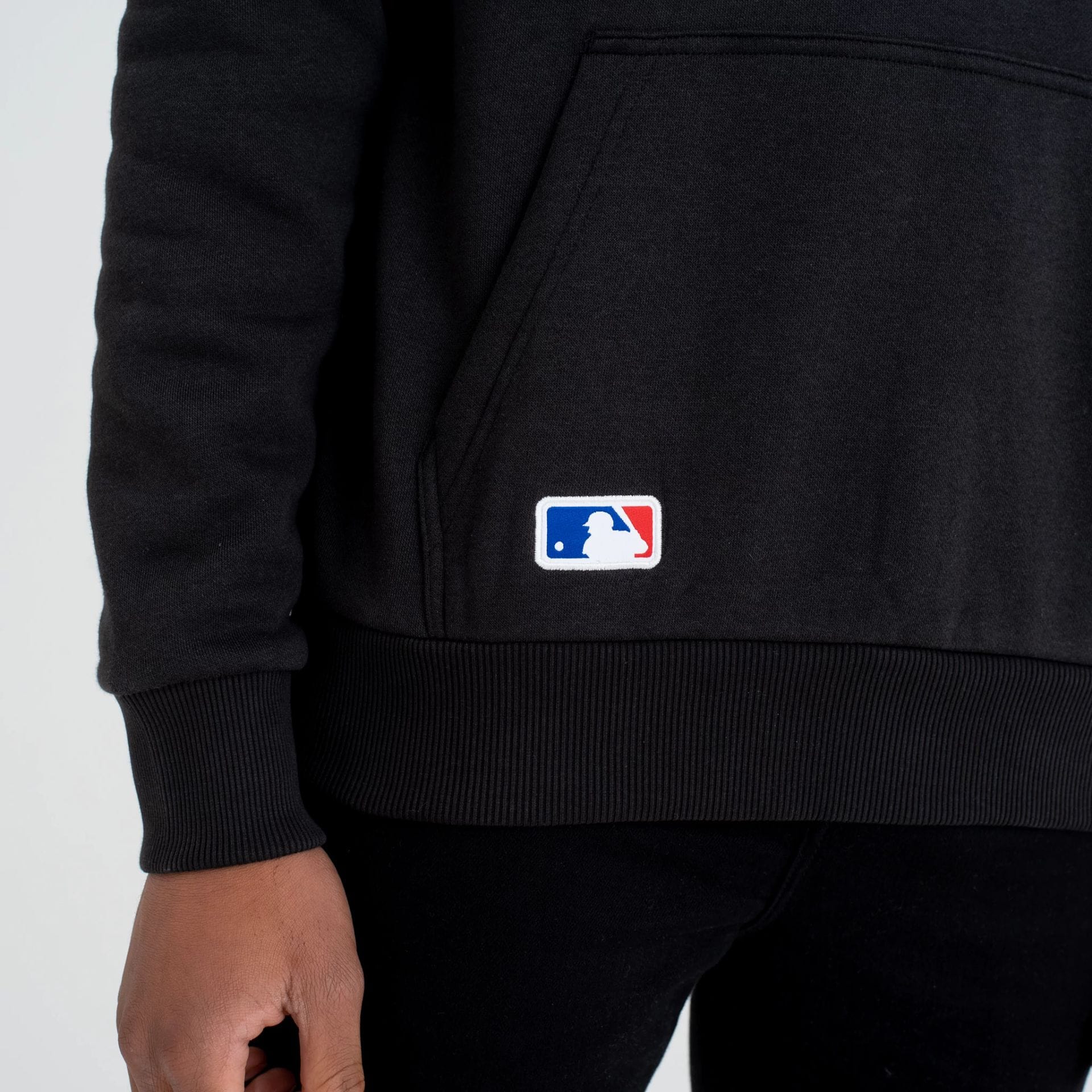 New York Yankees MLB Regular Black Pullover Hoodie - Image 5