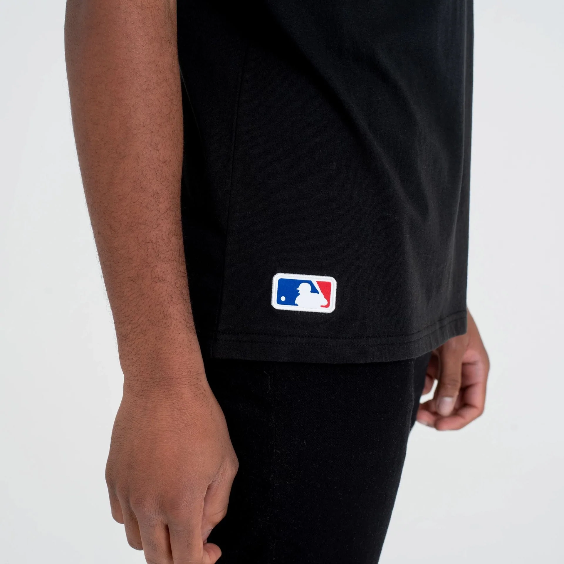 New York Yankees MLB Regular Black T-Shirt - Image 5