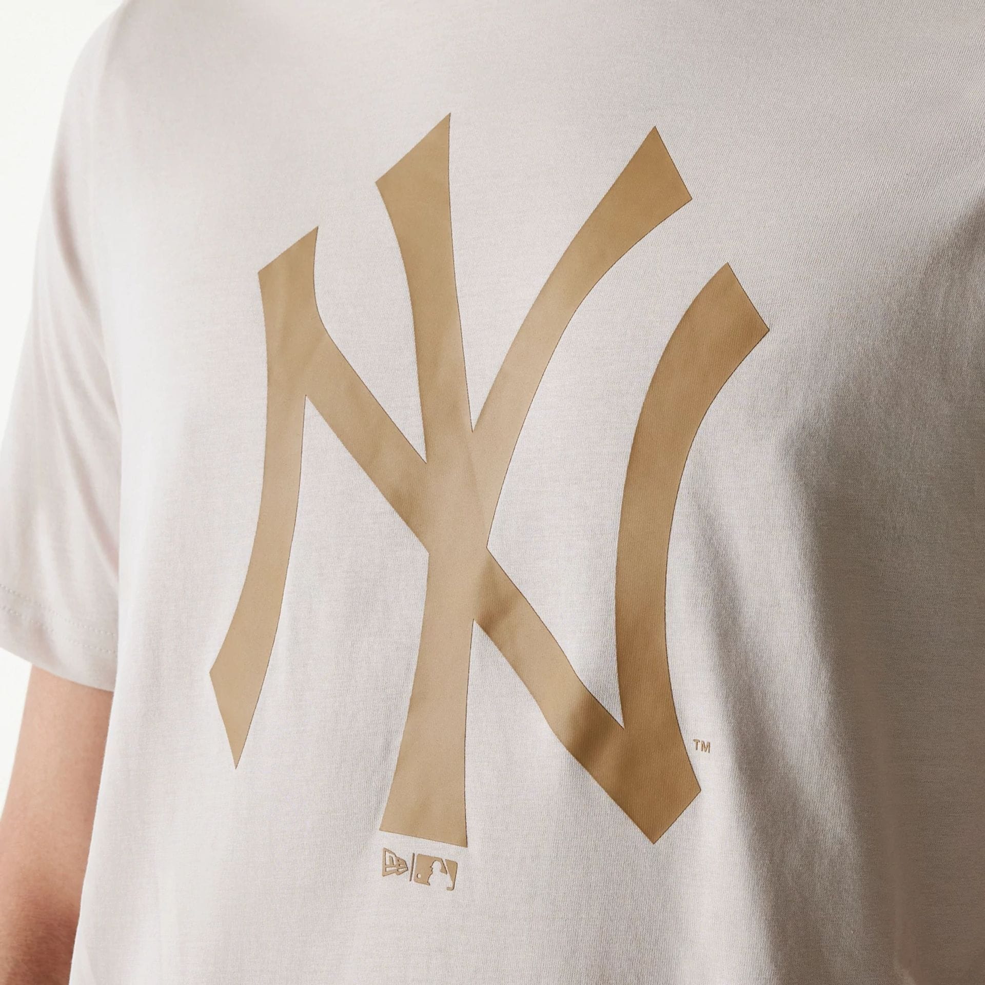 New York Yankees MLB Regular Cream T-Shirt - Image 3
