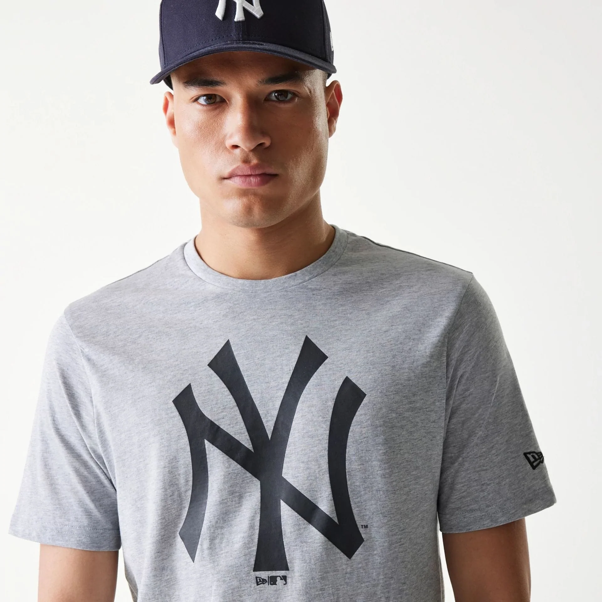 New York Yankees MLB Regular Grey T-Shirt - Image 2