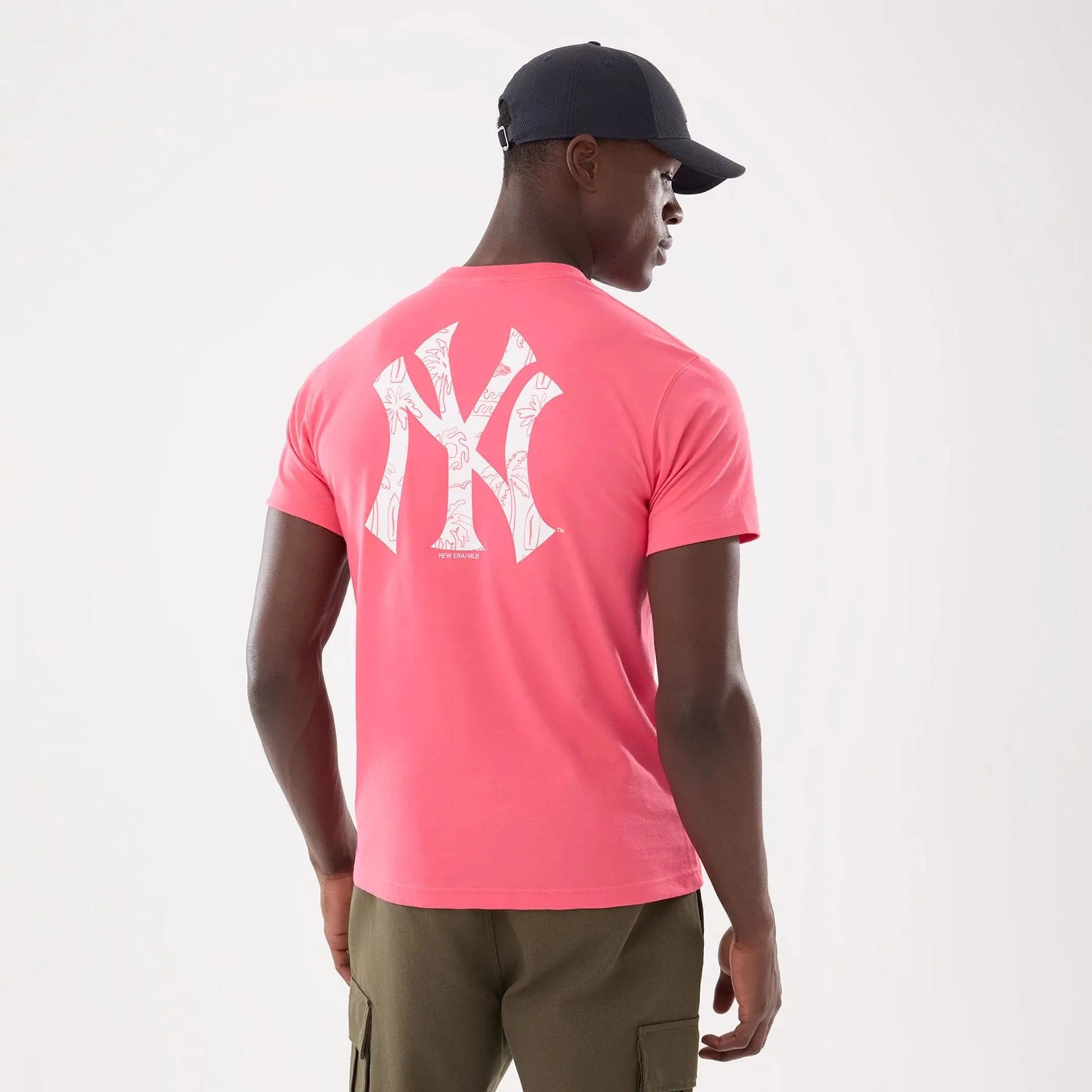 New York Yankees MLB Resort Pink T-Shirt - Image 2