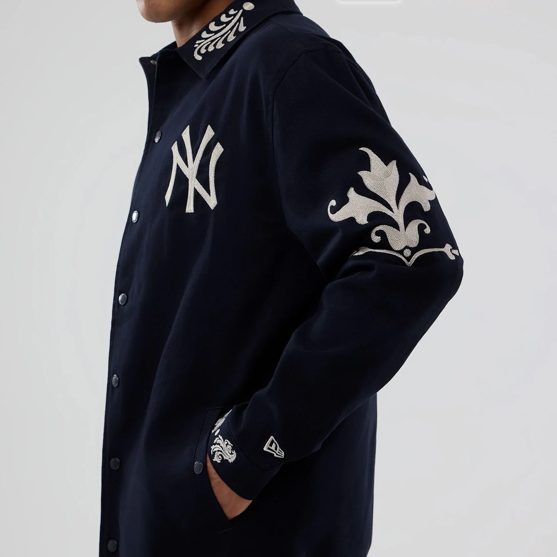 New York Yankees MLB Script Navy Coach Jacket - Image 4