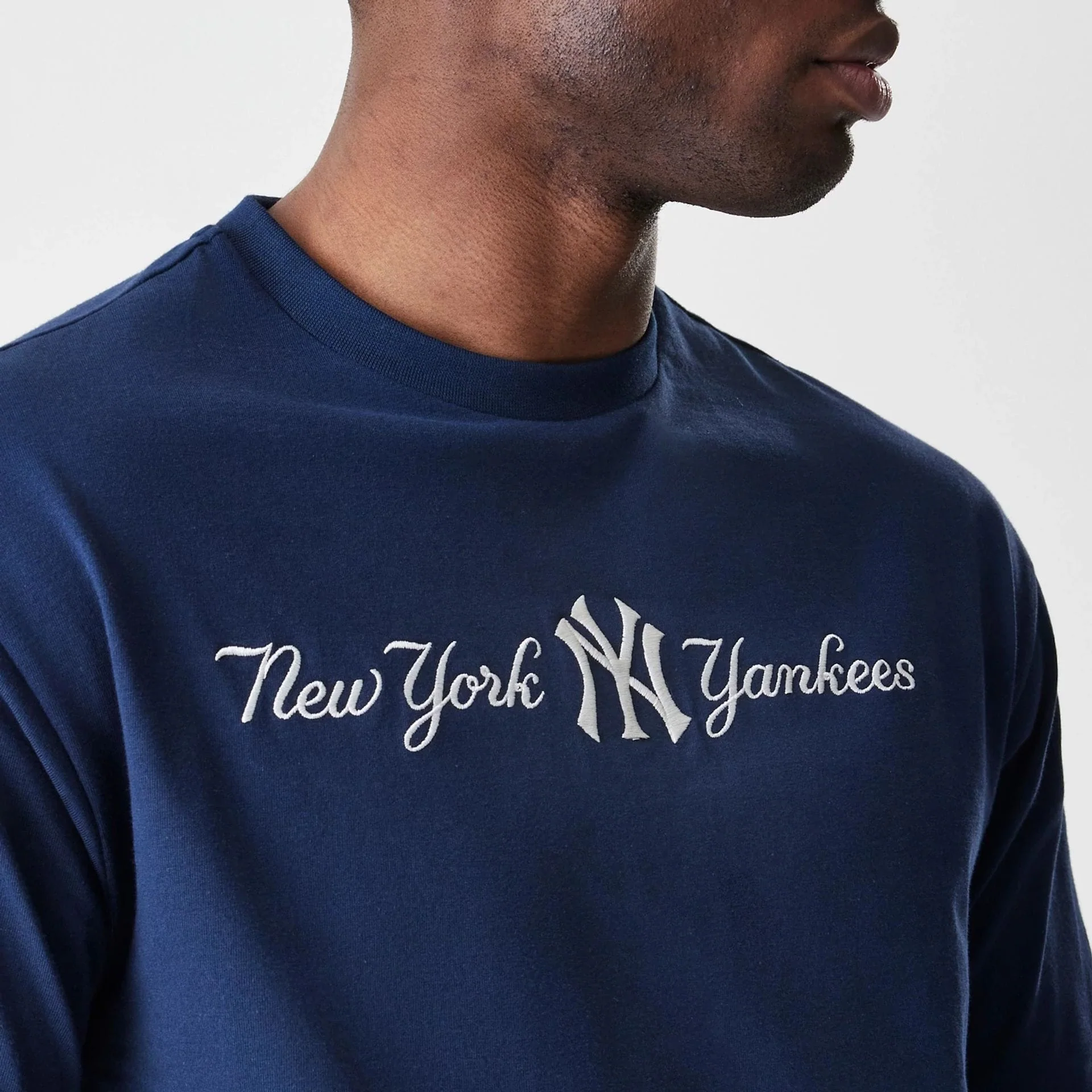 New York Yankees MLB Script Navy Oversized T-Shirt - Image 4