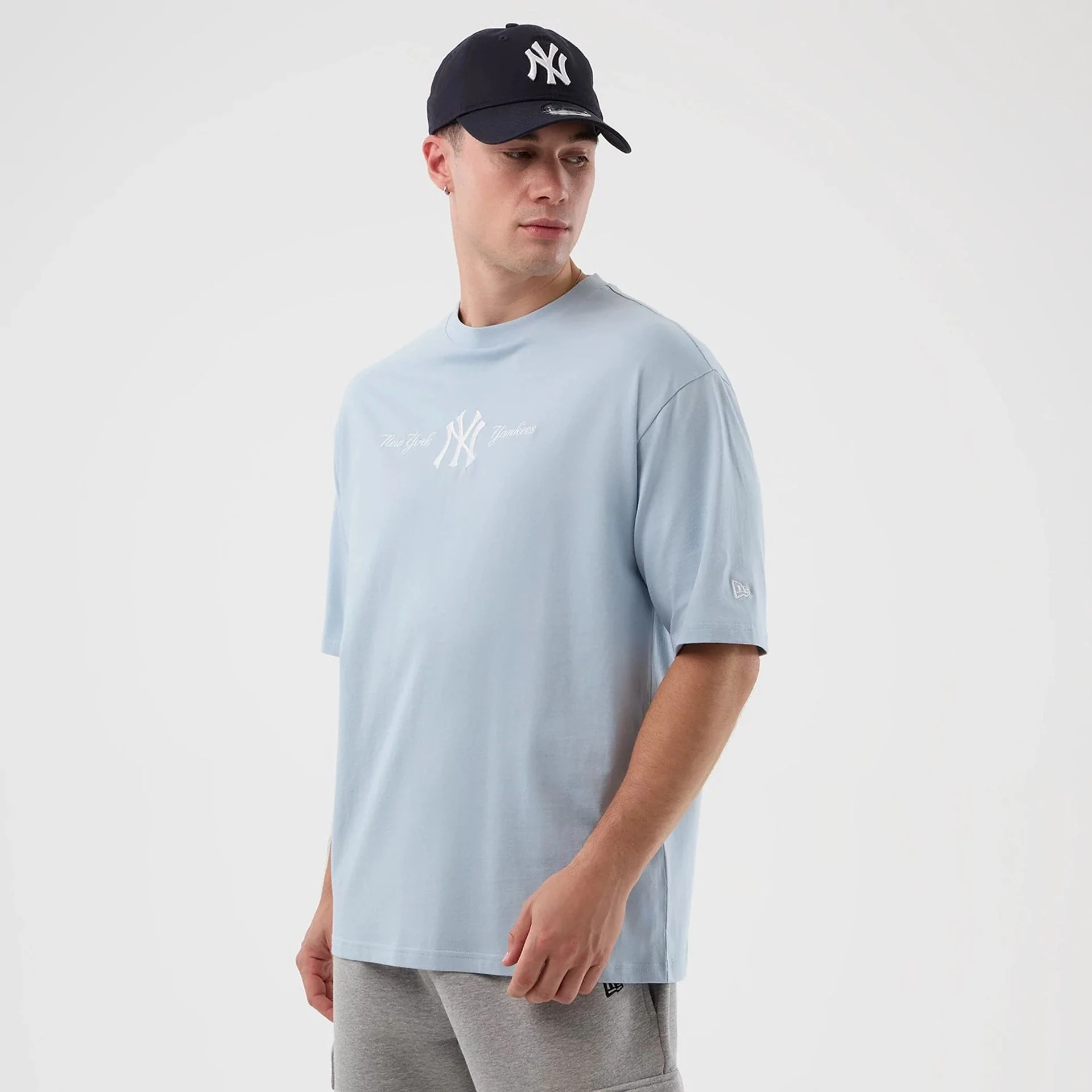 New York Yankees MLB Script Pastel Blue Oversized T-Shirt - Image 3