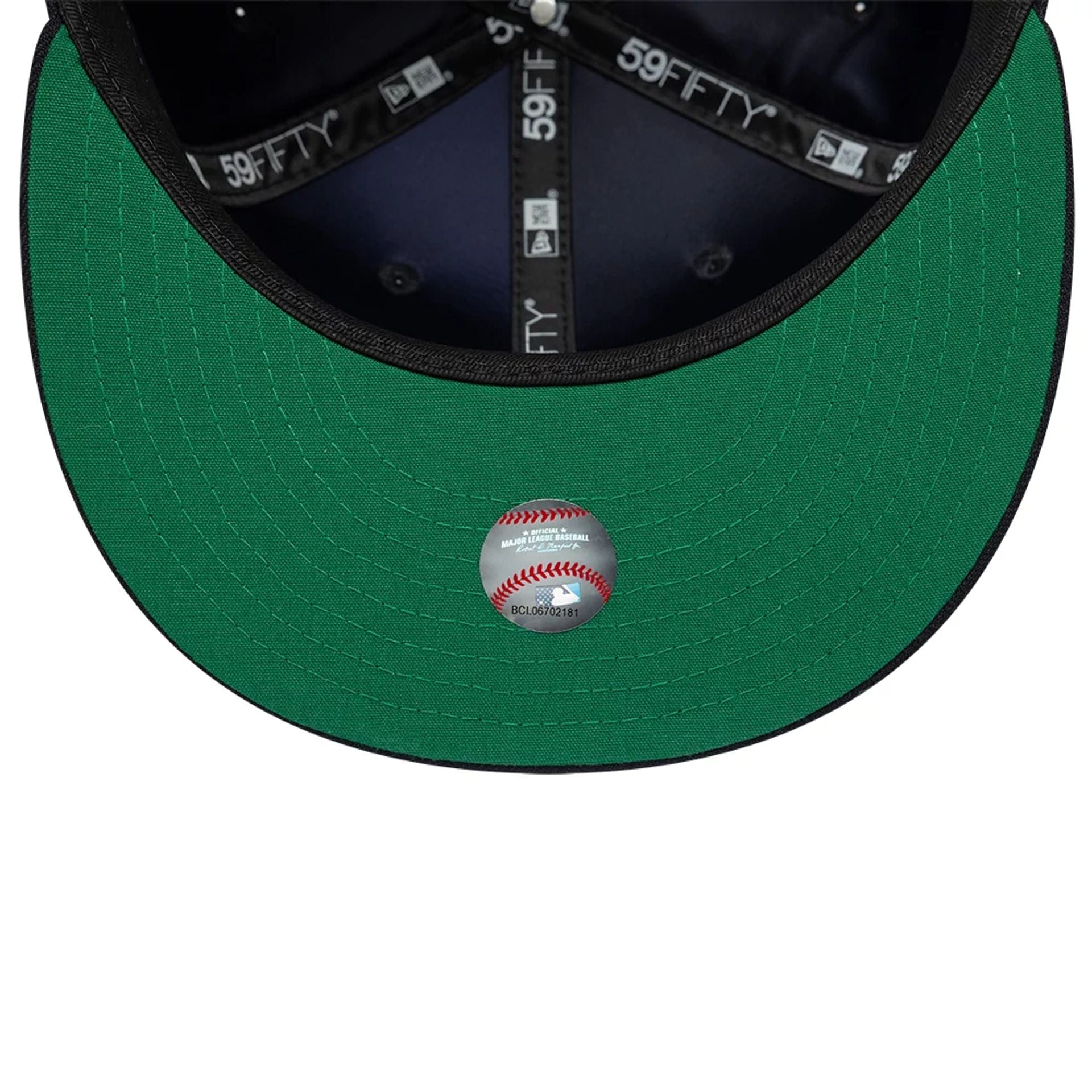 New York Yankees MLB Sidepatch Navy 59FIFTY Fitted Cap - Image 2