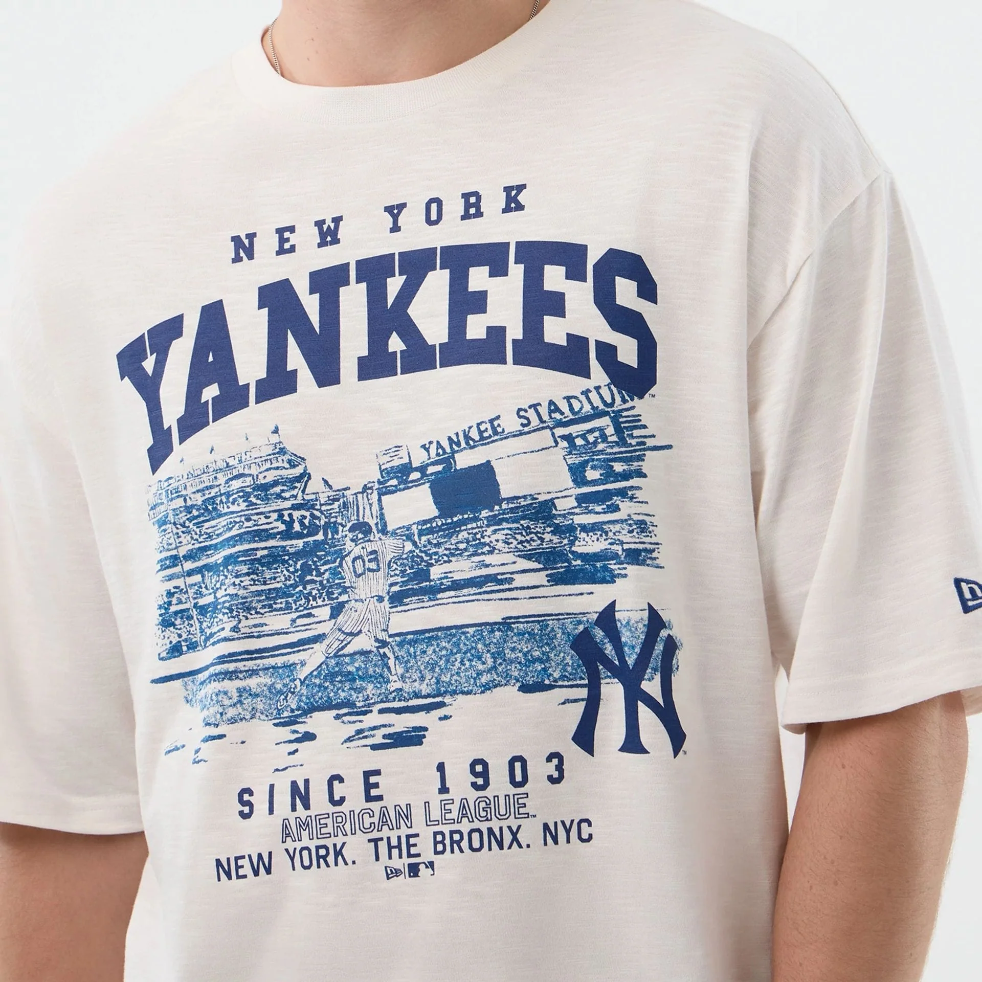 New York Yankees MLB Slub Open White Oversized T-Shirt - Image 4