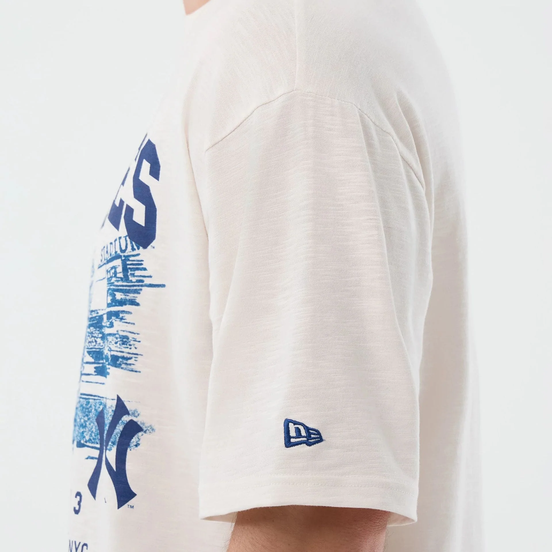 New York Yankees MLB Slub Open White Oversized T-Shirt - Image 7
