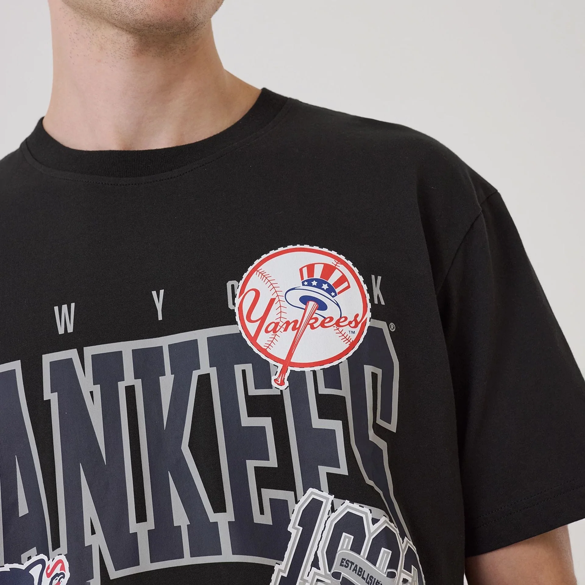 New York Yankees MLB Sport Classic Black T-Shirt - Image 3