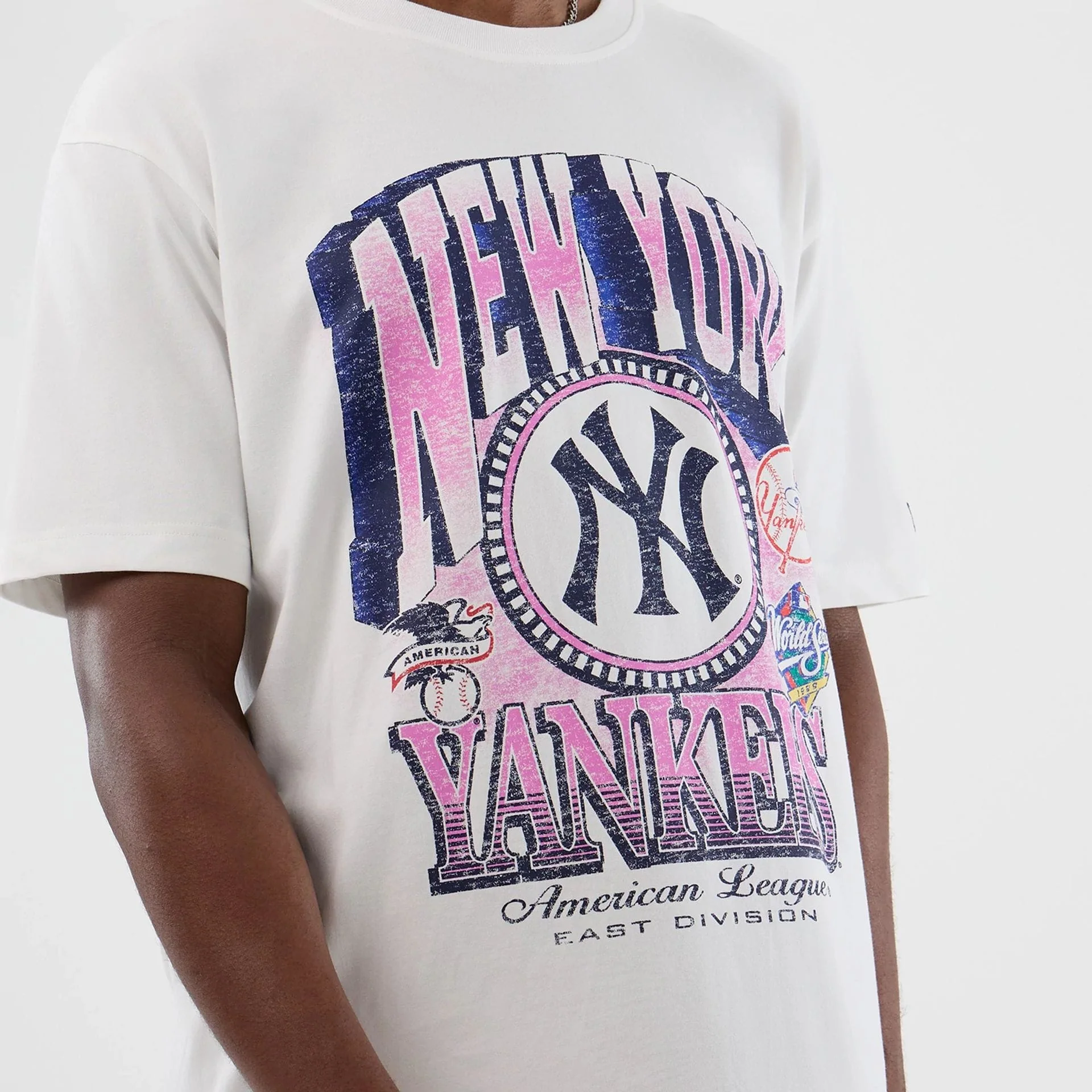 New York Yankees MLB Sport Classic White T-Shirt - Image 3