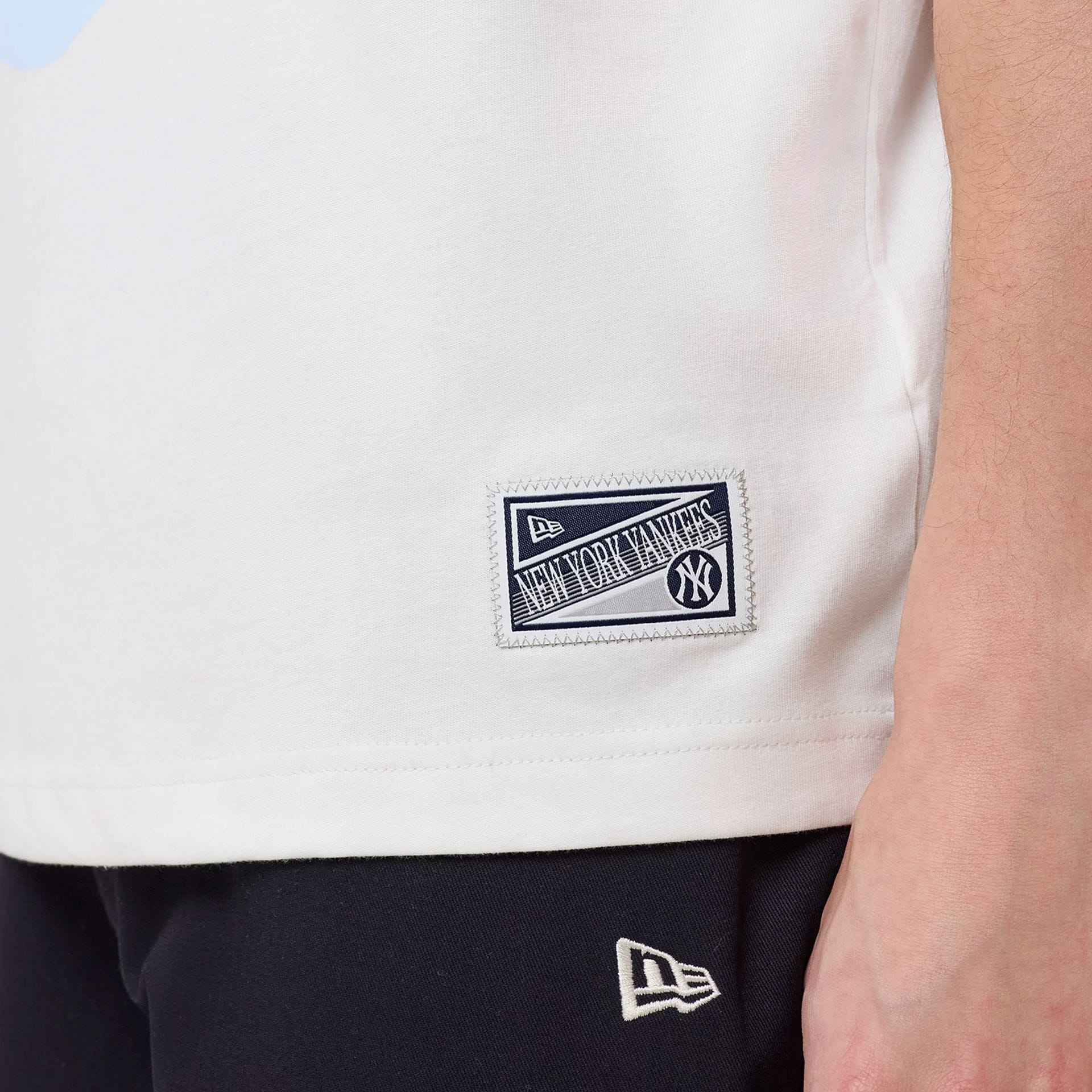 New York Yankees MLB Sport Classic White T-Shirt - Image 7