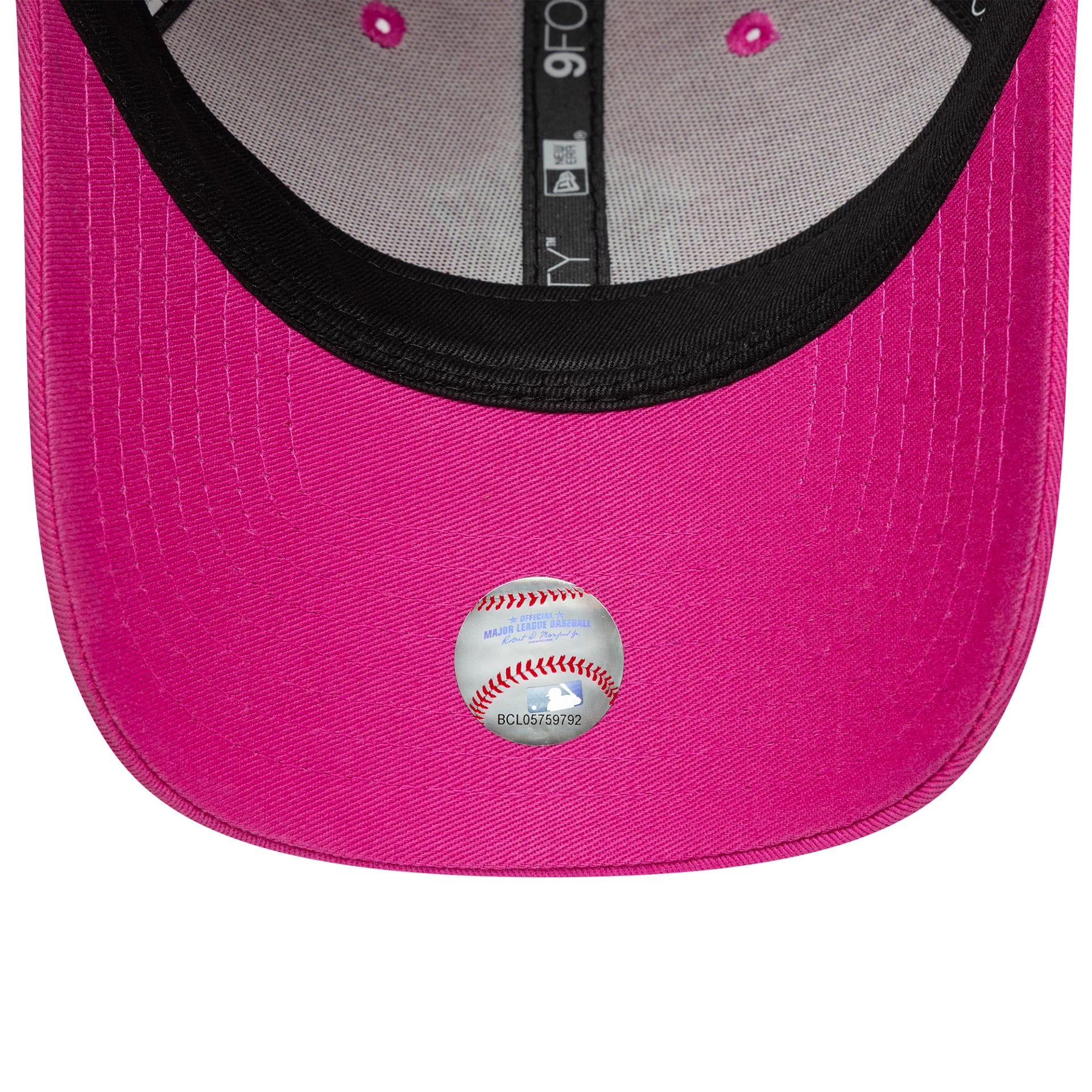 New York Yankees MLB Team Outline Bright Pink 9FORTY Adjustable Cap - Image 5