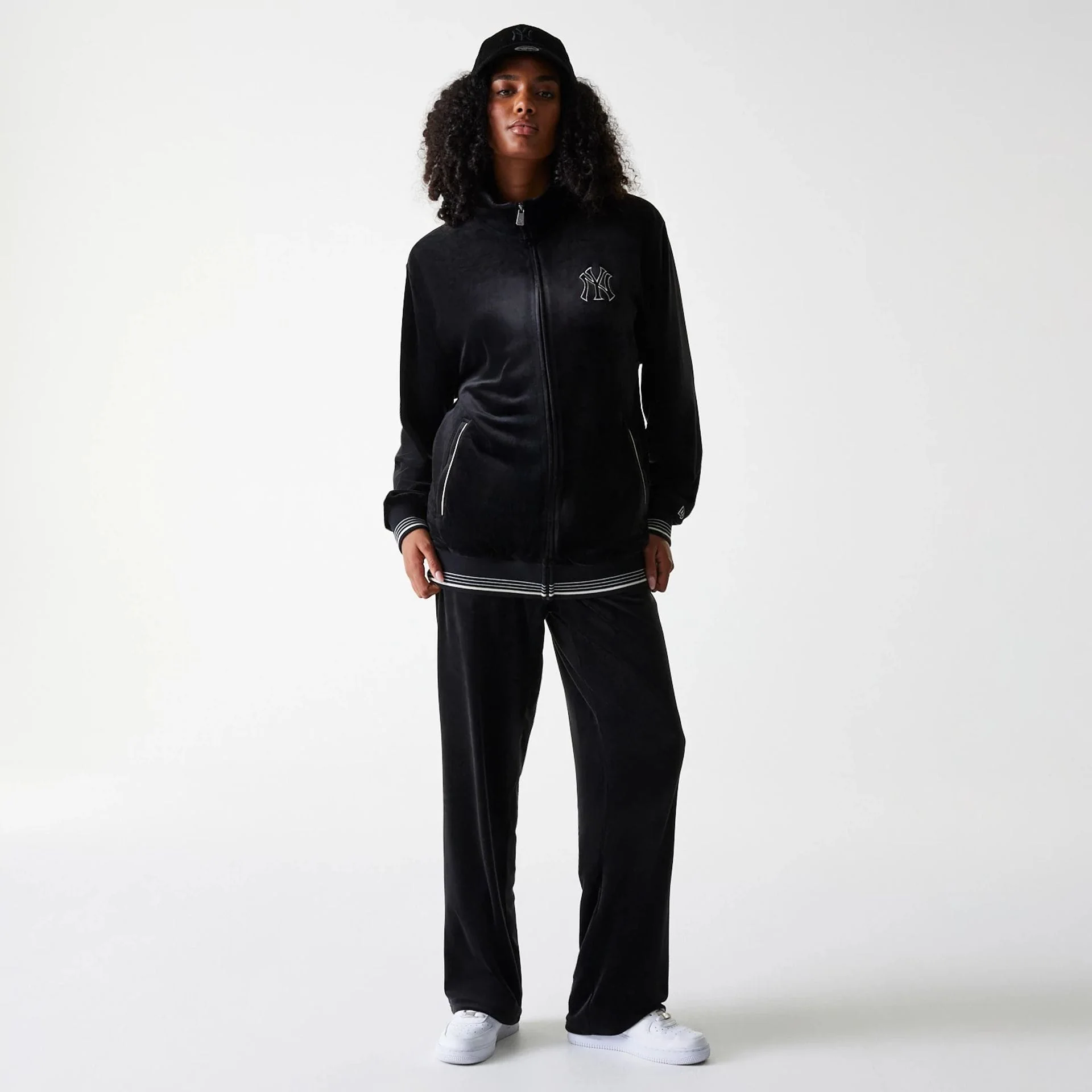 New York Yankees MLB Velour Black Track Pants - Image 4