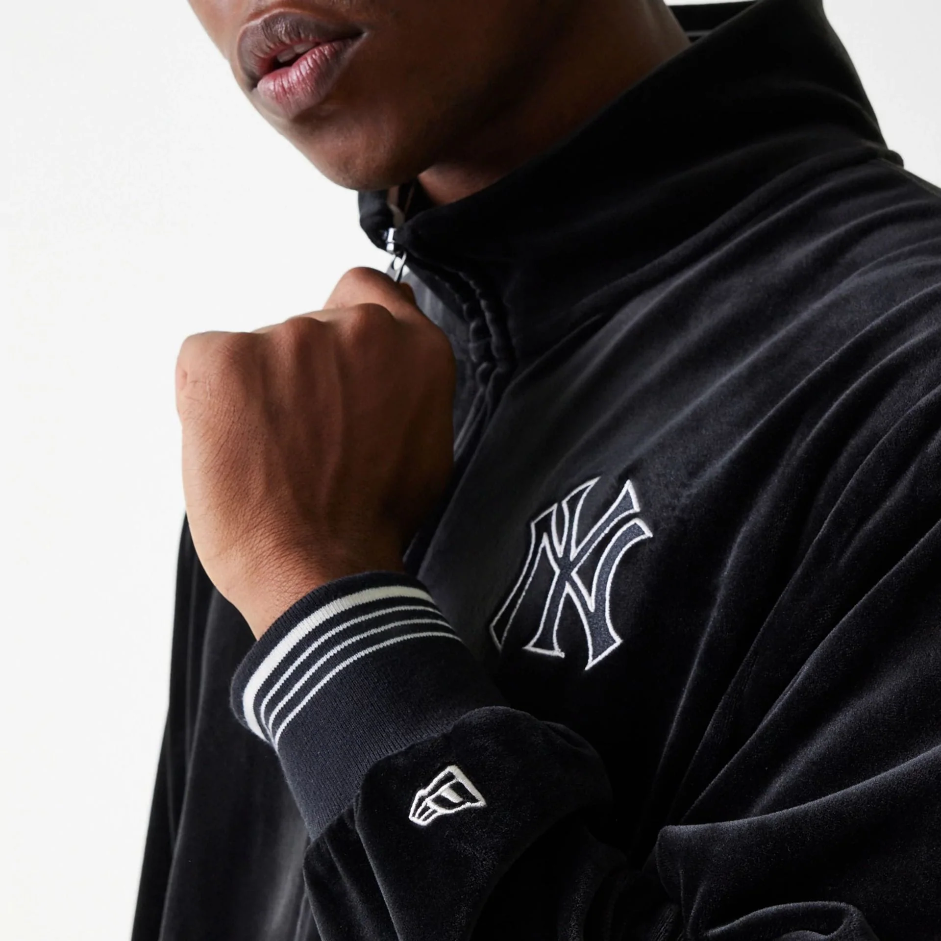 New York Yankees MLB Velour Black Track Top - Image 7