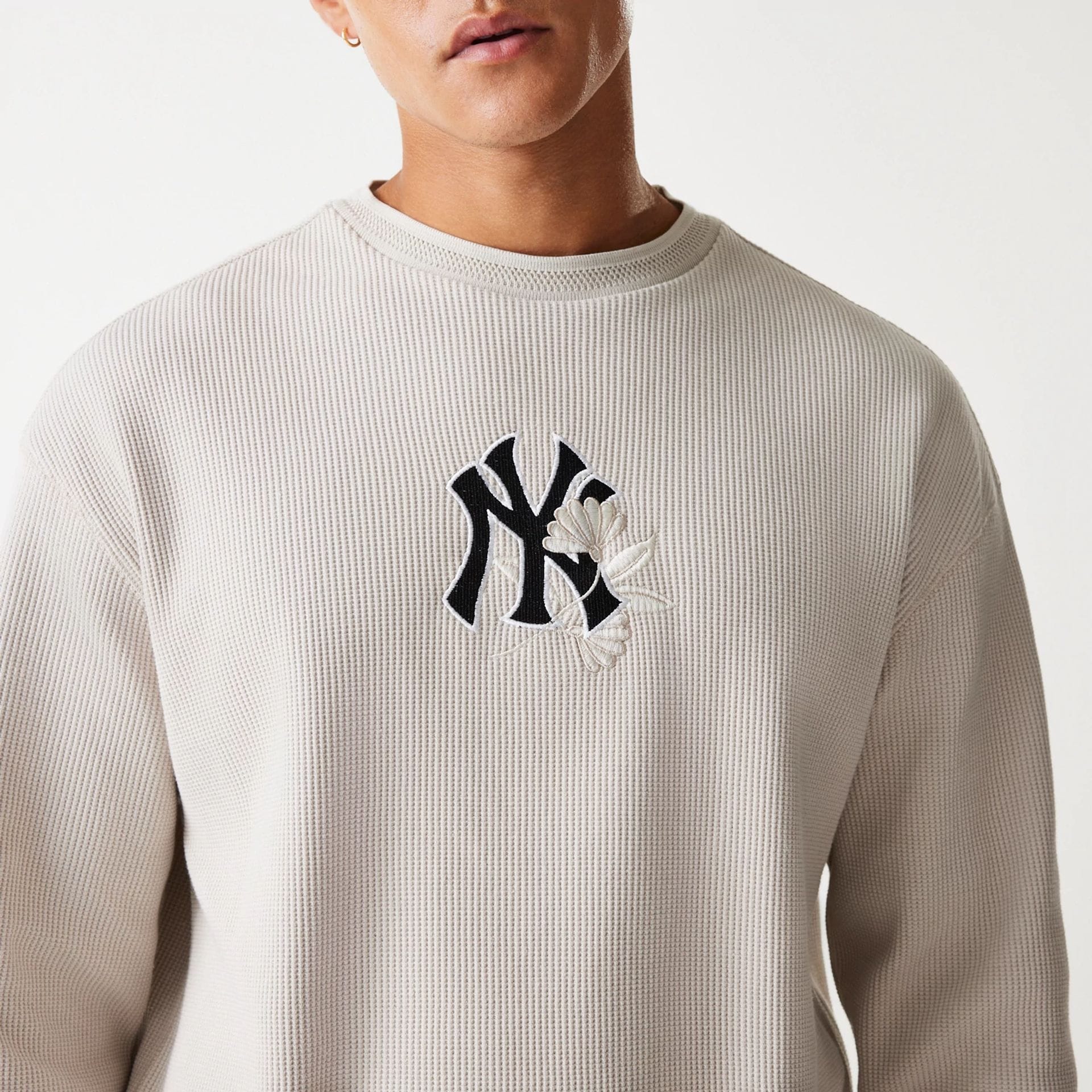 New York Yankees MLB Waffle Cream Oversized Crew Neck Sweater - Image 3