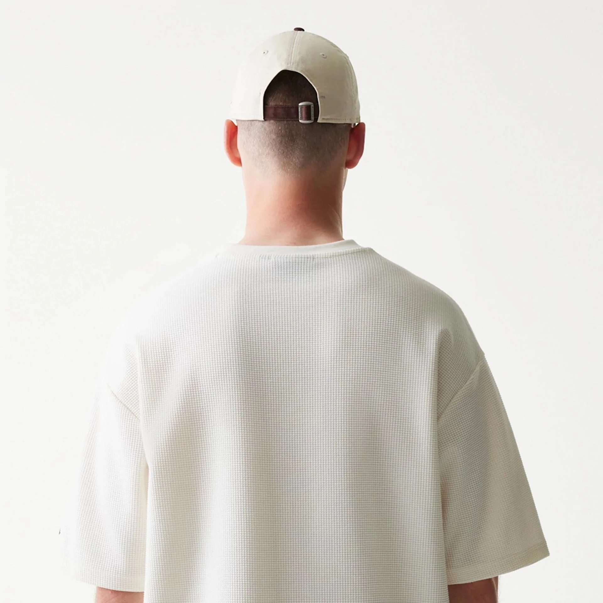 New York Yankees MLB Waffle Open White Oversized T-Shirt - Image 7